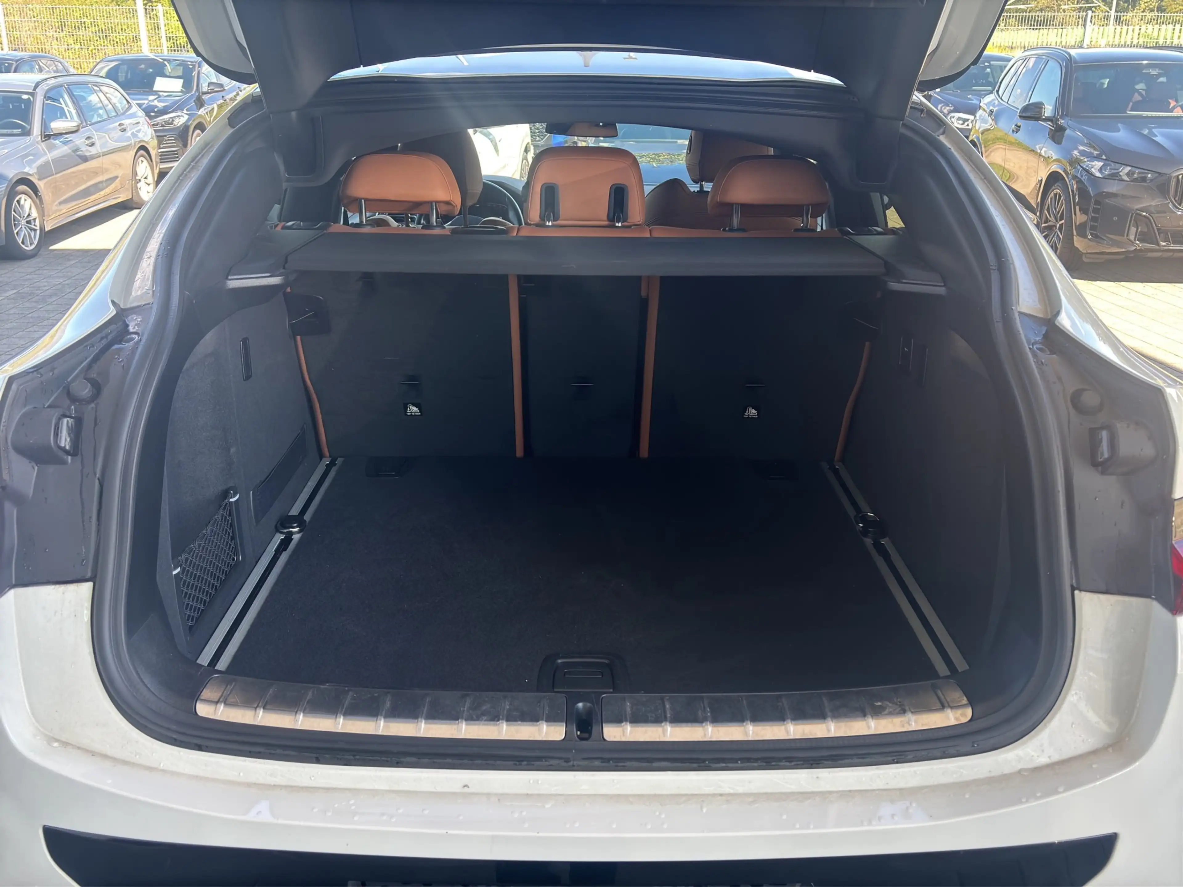 BMW X4 xDrive30i M Sport AHK HuD Laser Komfortzug. — photo 12