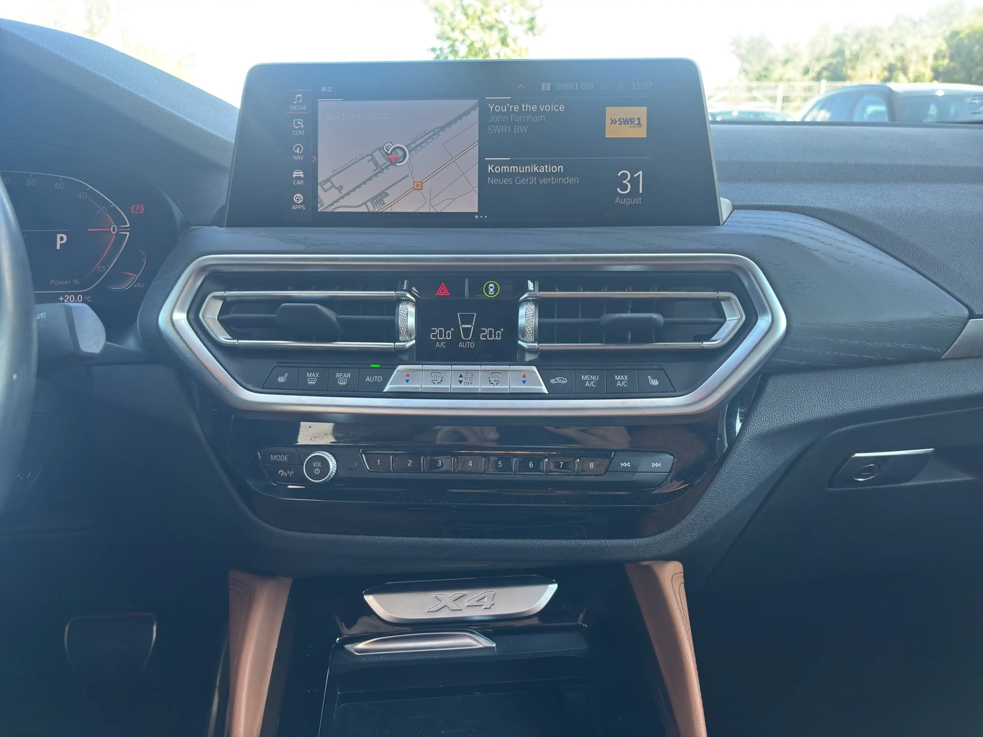 BMW X4 xDrive30i M Sport AHK HuD Laser Komfortzug. — photo 9