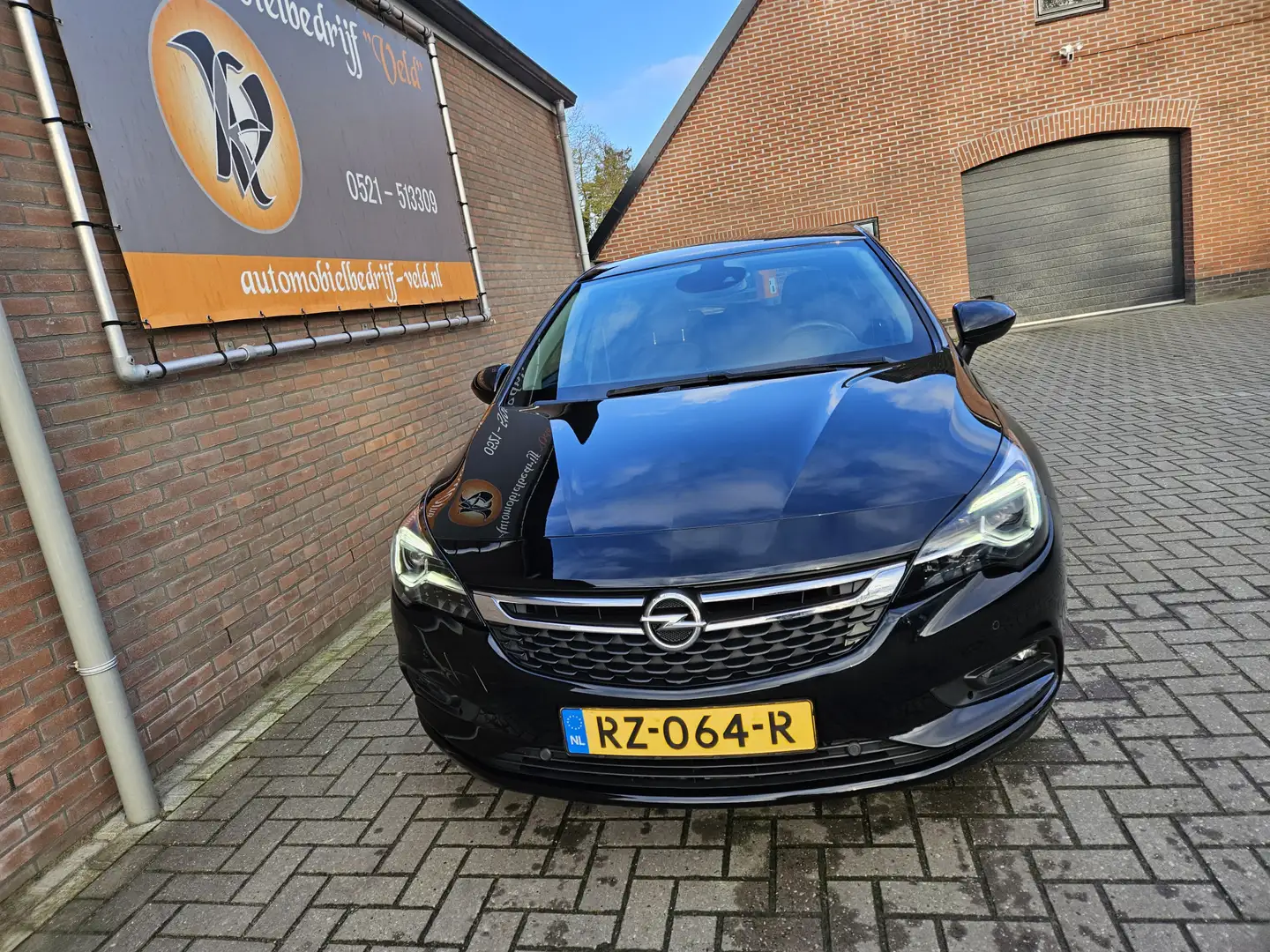 Opel Astra 1.4 Innovation Noir - 2