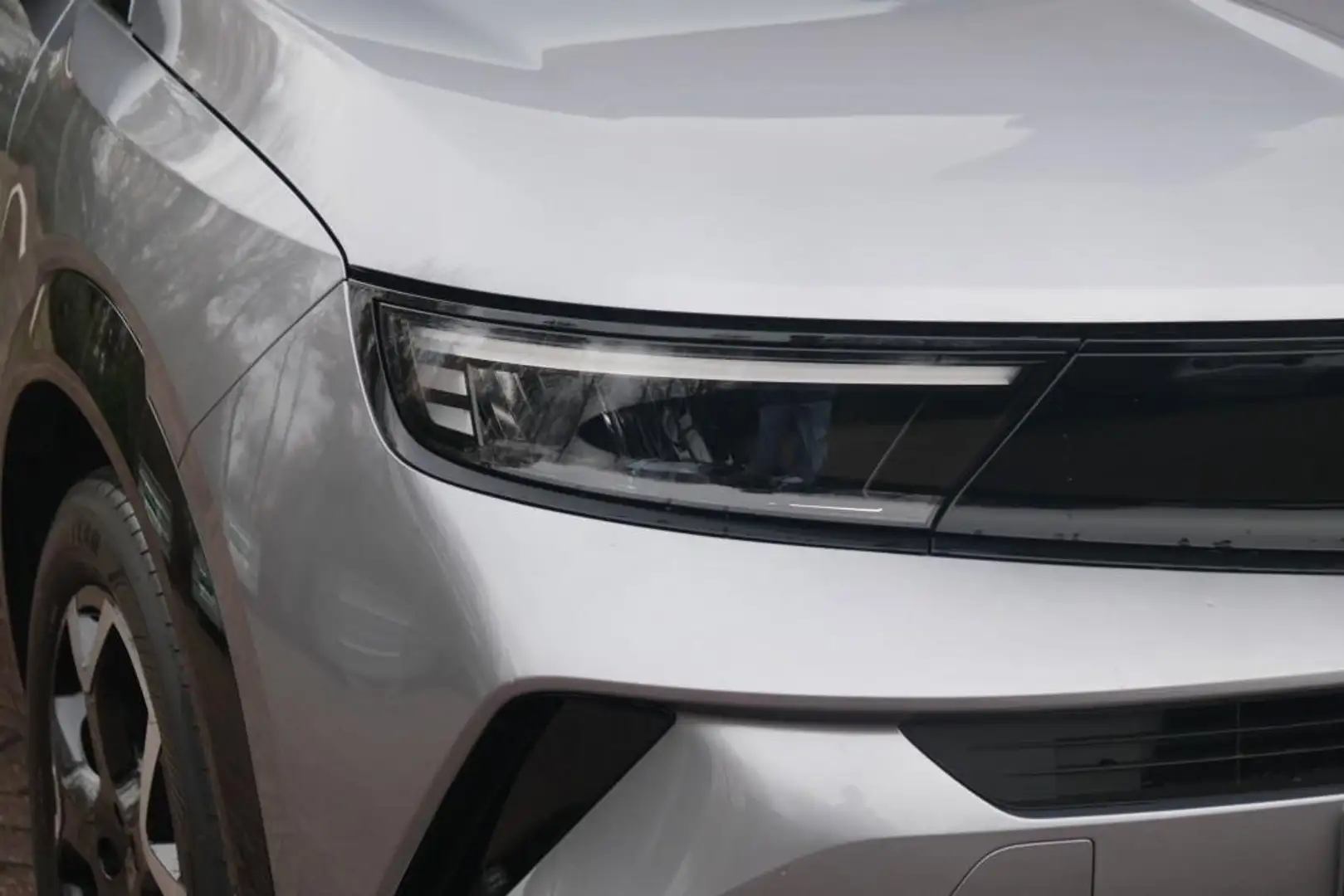 Opel Mokka 1.2 Turbo 130pk EAT8 GS | Nieuw Model ! | App Conn Grijs - 2