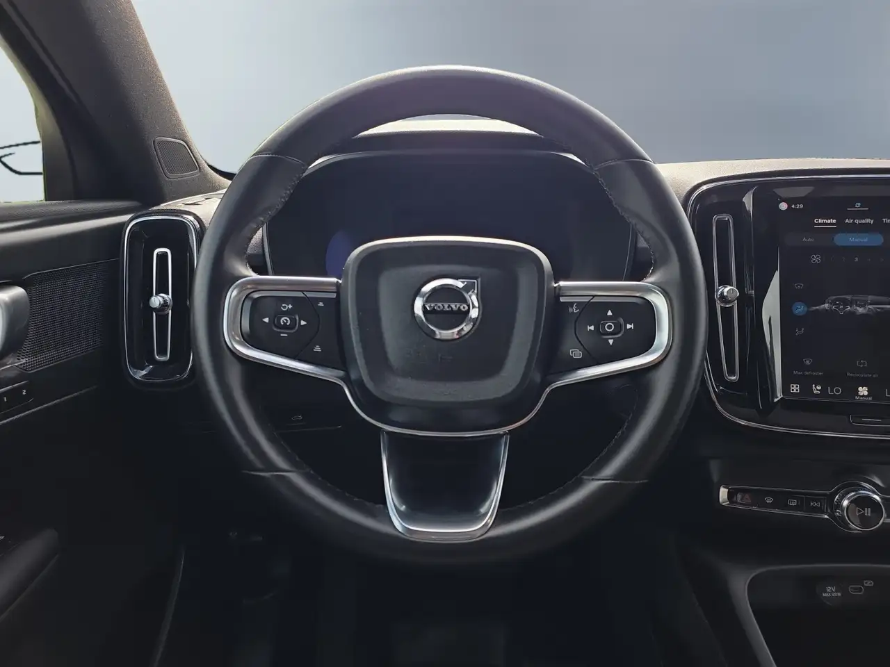 Volvo XC40 снимка Volvo XC40