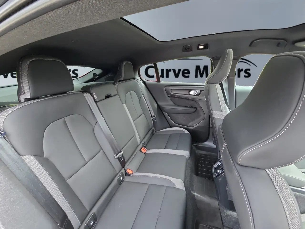 Volvo XC40 снимка Volvo XC40
