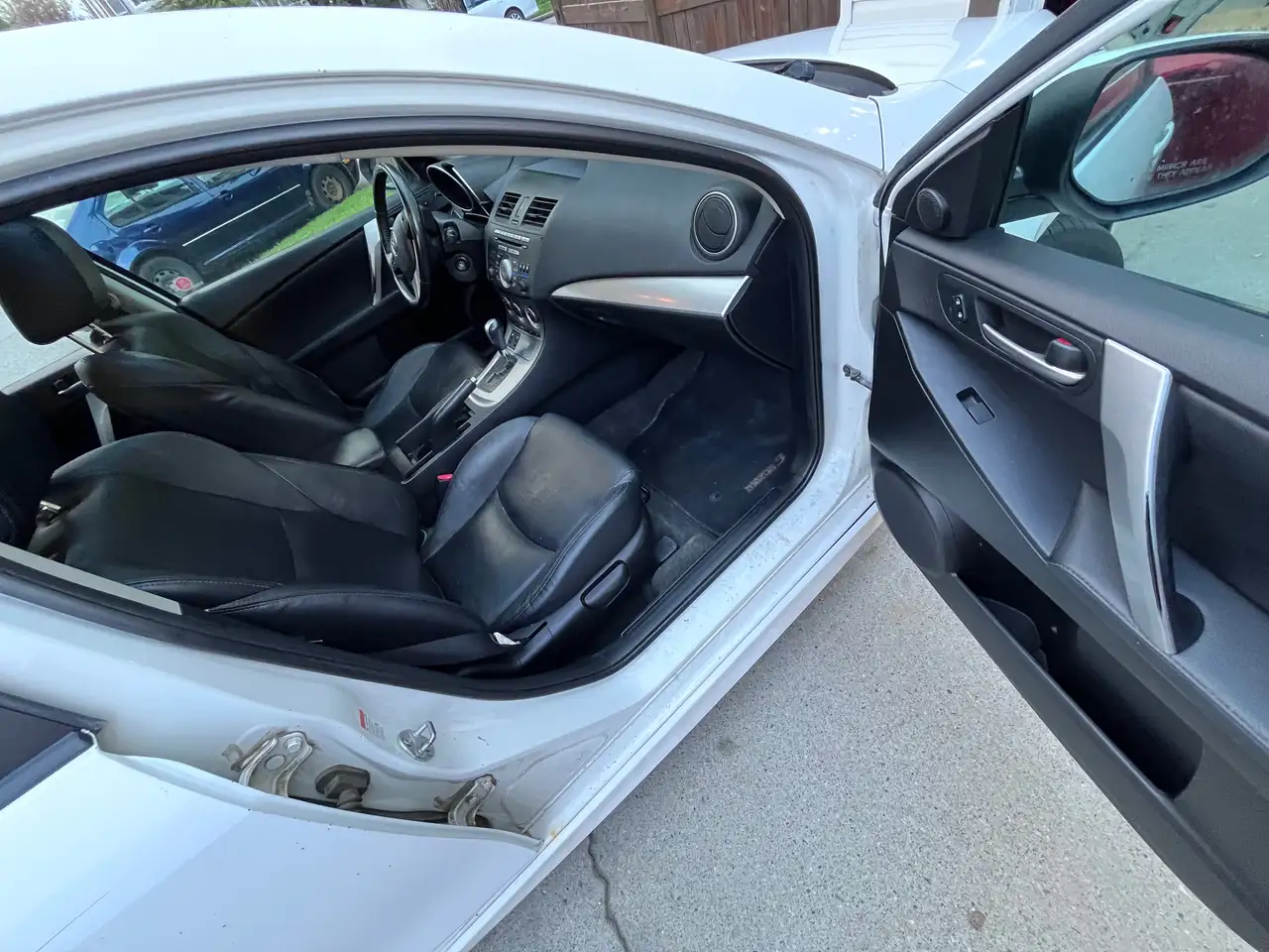 Mazda 3 снимка Mazda 3
