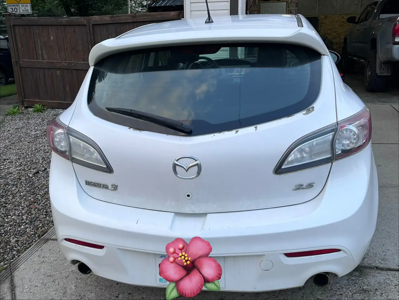 Mazda 3 снимка Mazda 3
