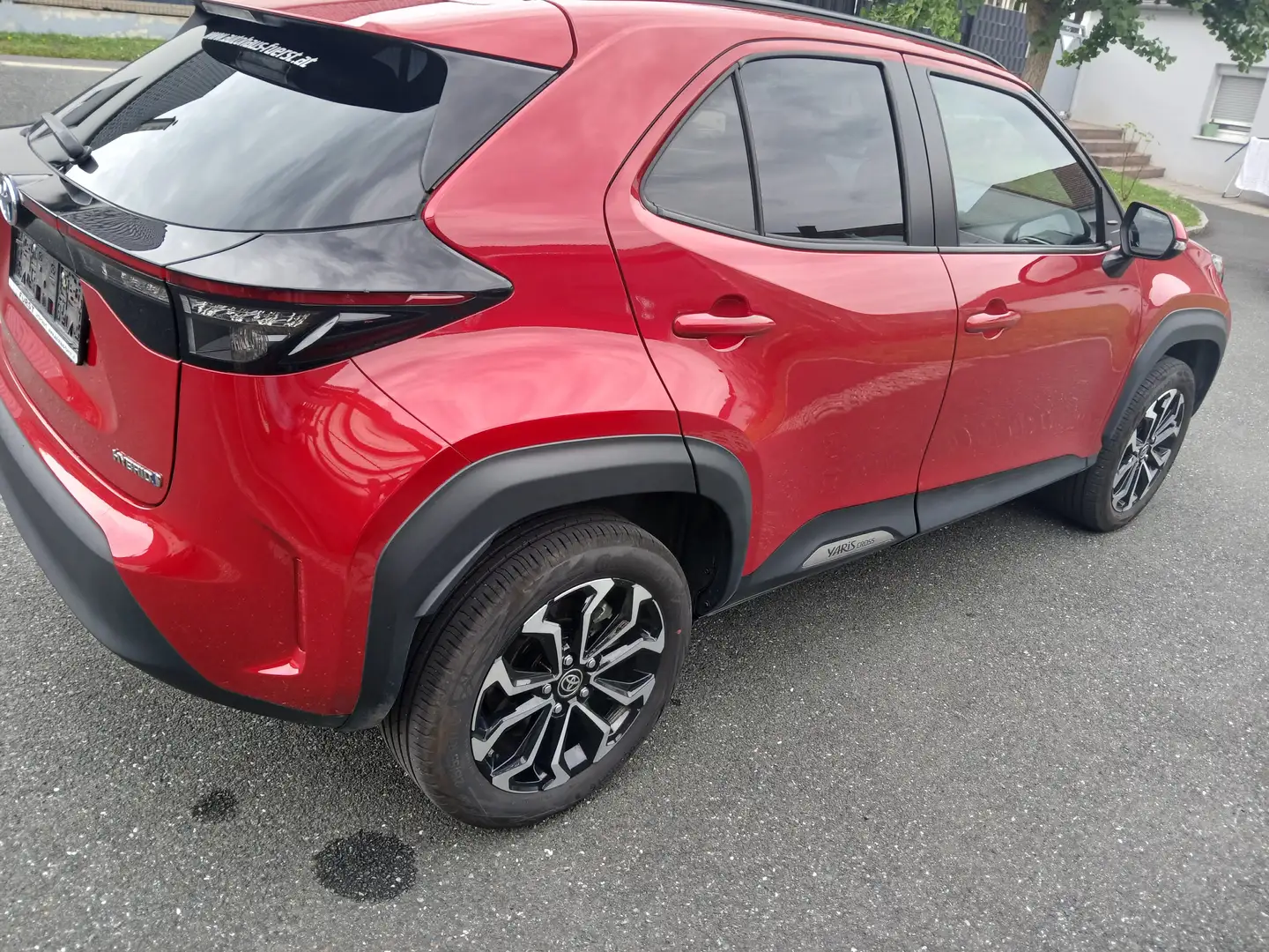 Toyota Yaris Cross Yaris Cross 1,5 VVT-i Hybrid Active Aut. Active Roşu - 1