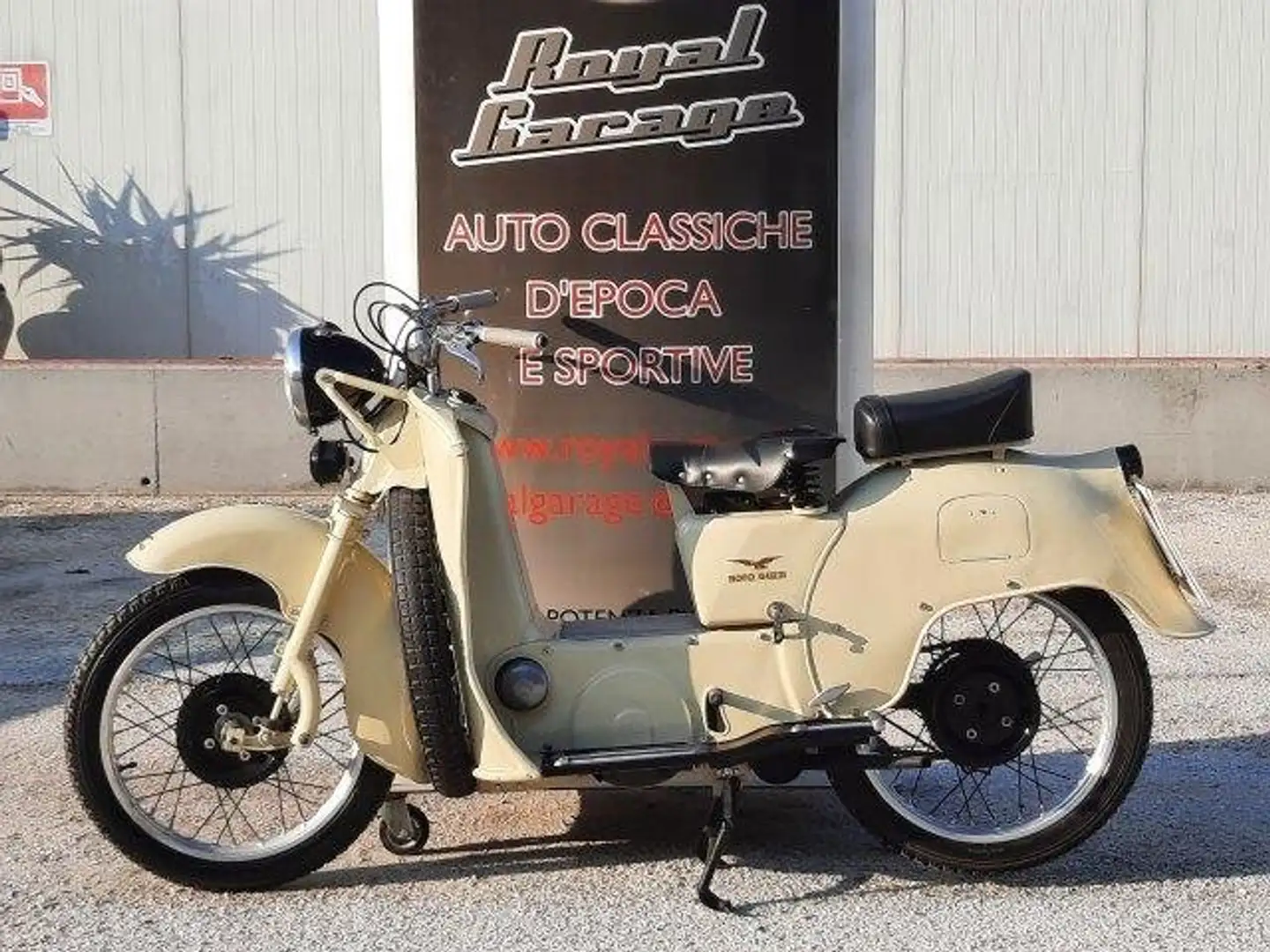 Moto Guzzi Galletto 160 Beige - 1