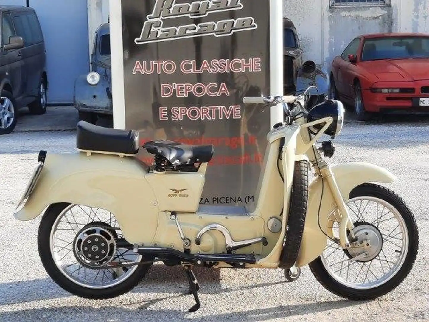 Moto Guzzi Galletto 160 Beige - 2