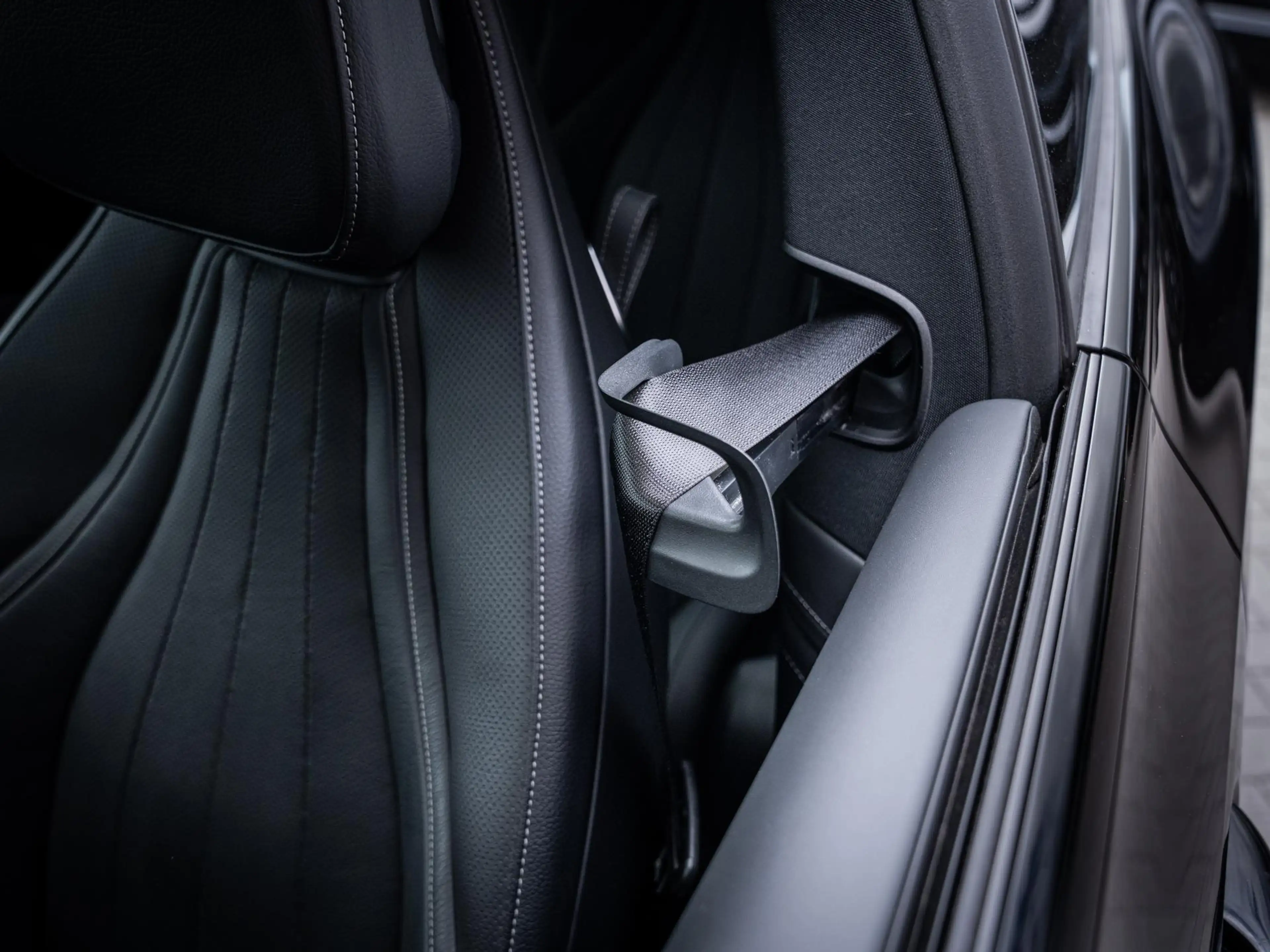 Mercedes-Benz CLE 300 Coupé e AMG Line - Pano l Burmest. l Memory l 360c — photo 13