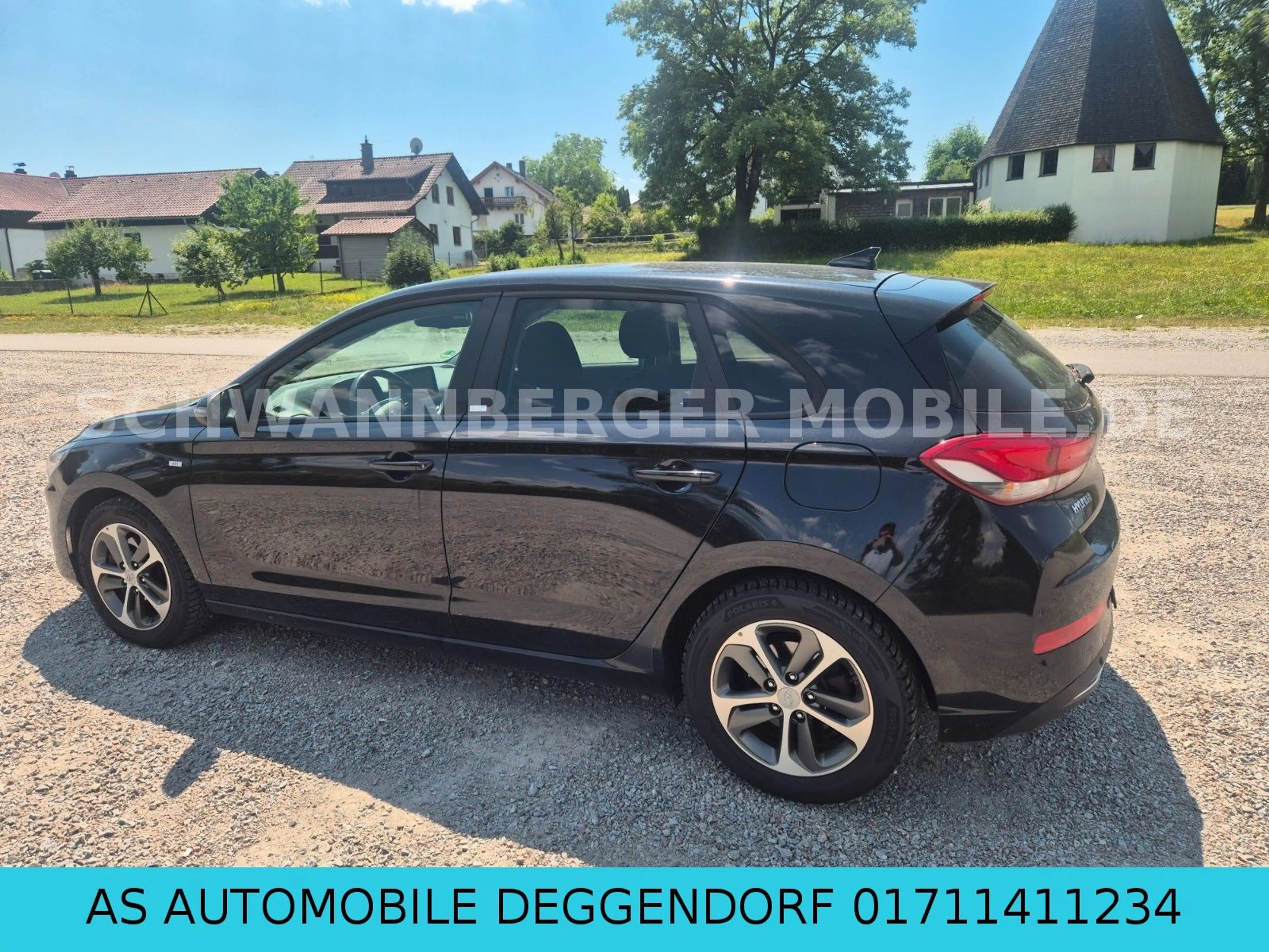 Hyundai i30 Intro Edition Mild-Hybrid — photo 14