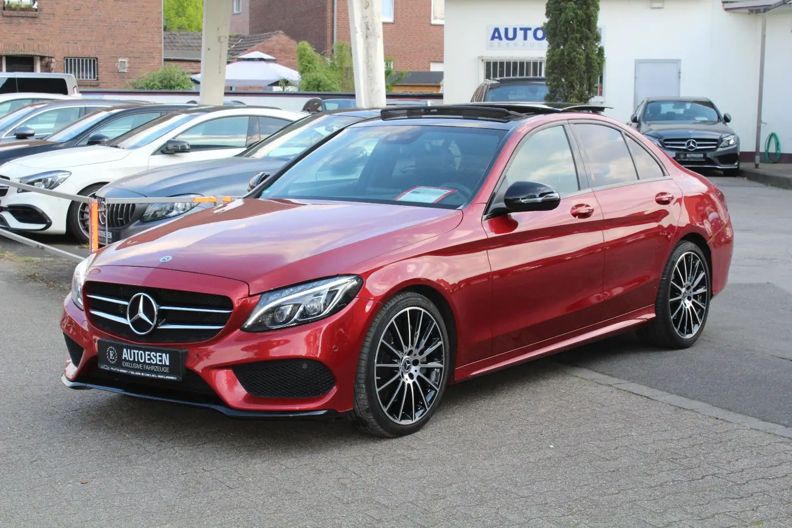 Mercedes-Benz C 300 C300 AMG-LINE+PANO+BURMESTER+NIGHT+KAMERA+AHK Red - 1