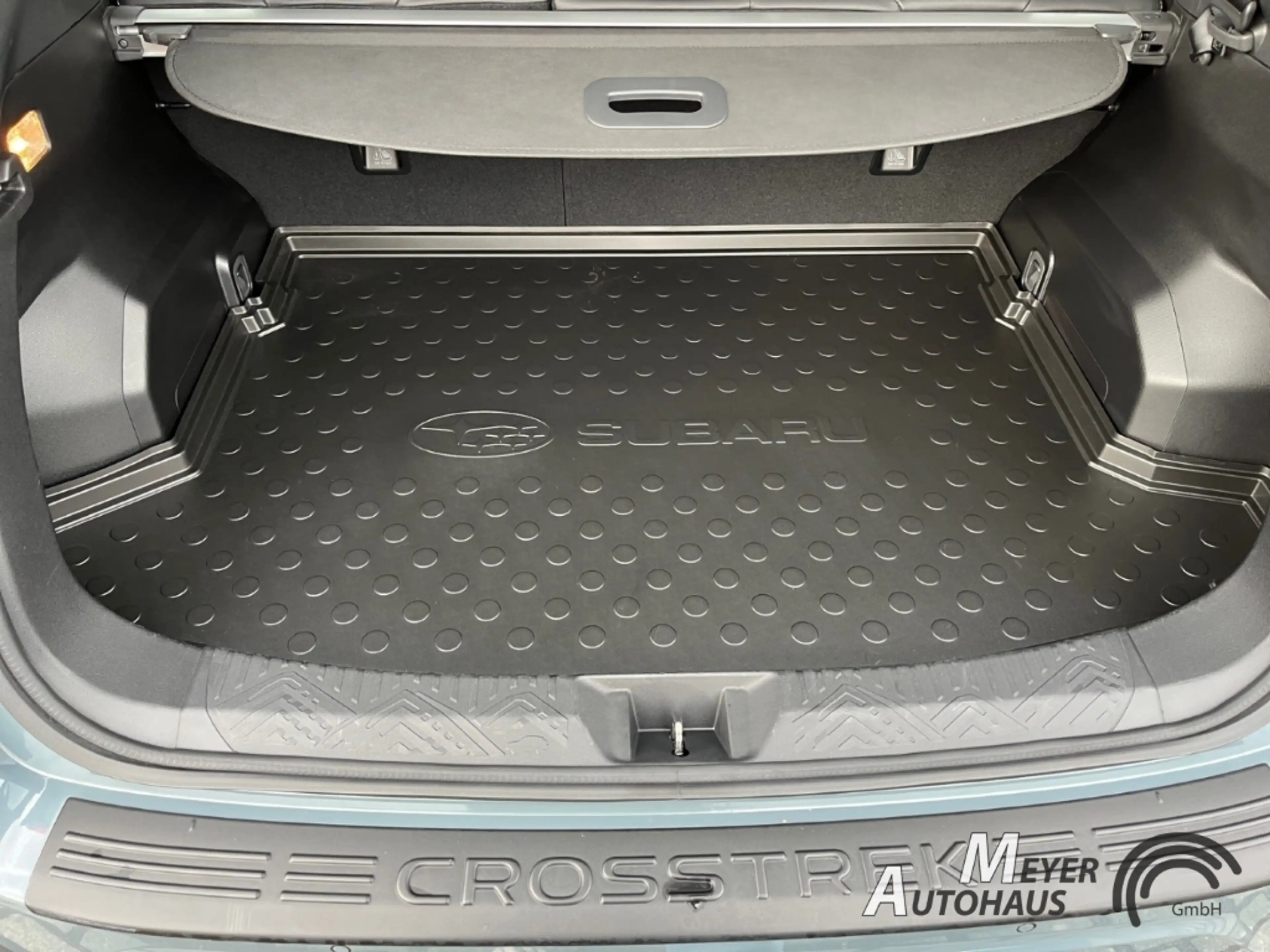 Subaru Crosstrek 2.0ie e-BOXER Platinum Lineartronic — photo 10