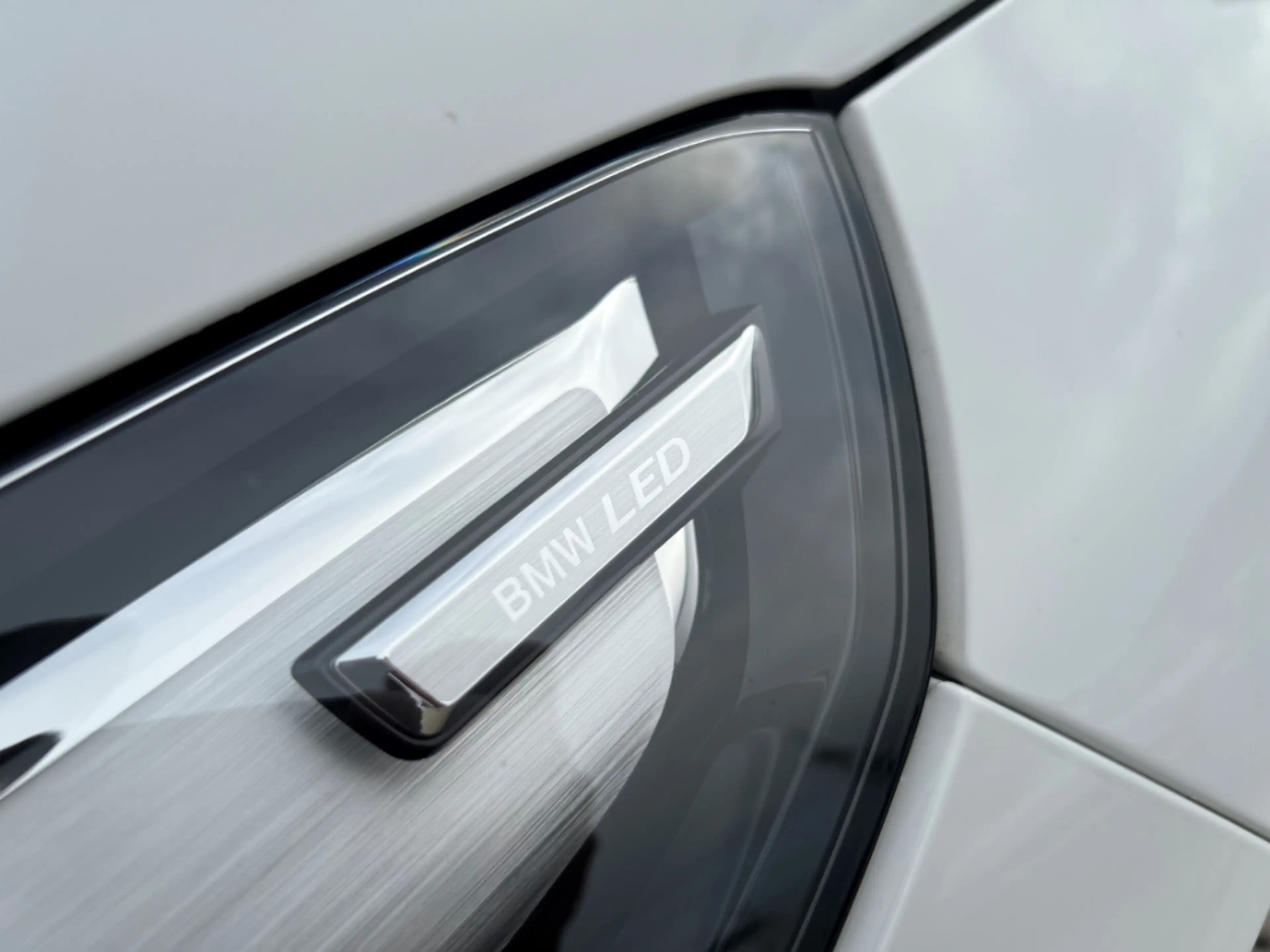 BMW iX1 xDrive 30 M-Sport AD AHK-klappbar AHK Navi Digital — photo 9