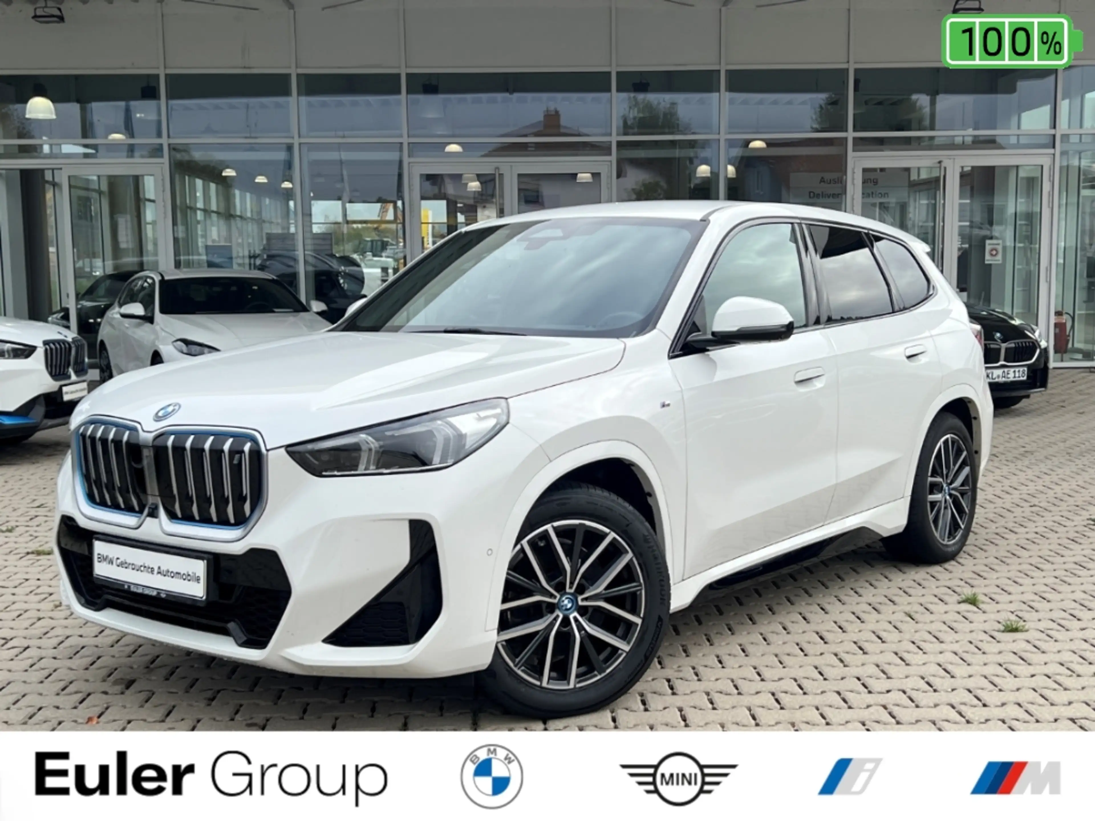 BMW iX1 xDrive 30 M-Sport AD AHK-klappbar AHK Navi Digital