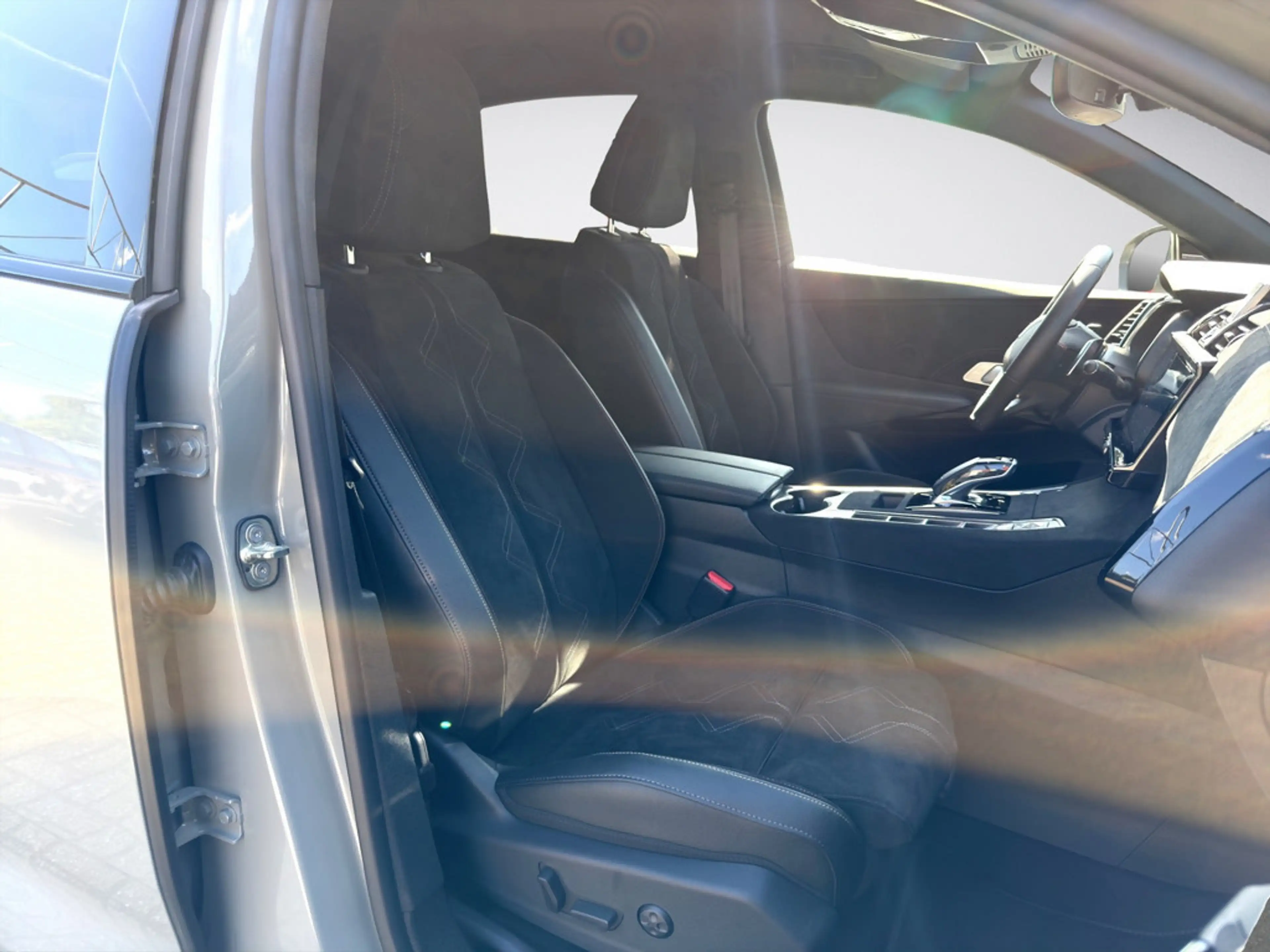 DS Automobiles DS 7 Crossback Blue HDi 130 EAT8 Pallas PDC — photo 13