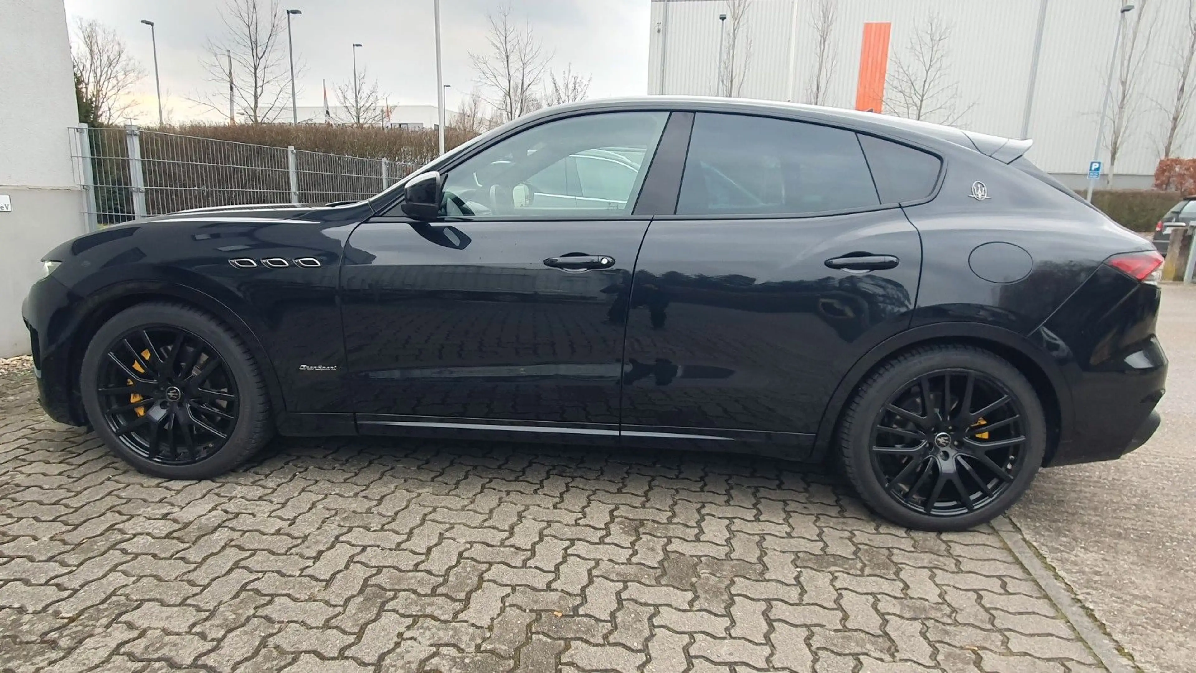 Maserati Levante Gransport, Voll, 360 Panorama Soft — photo 3