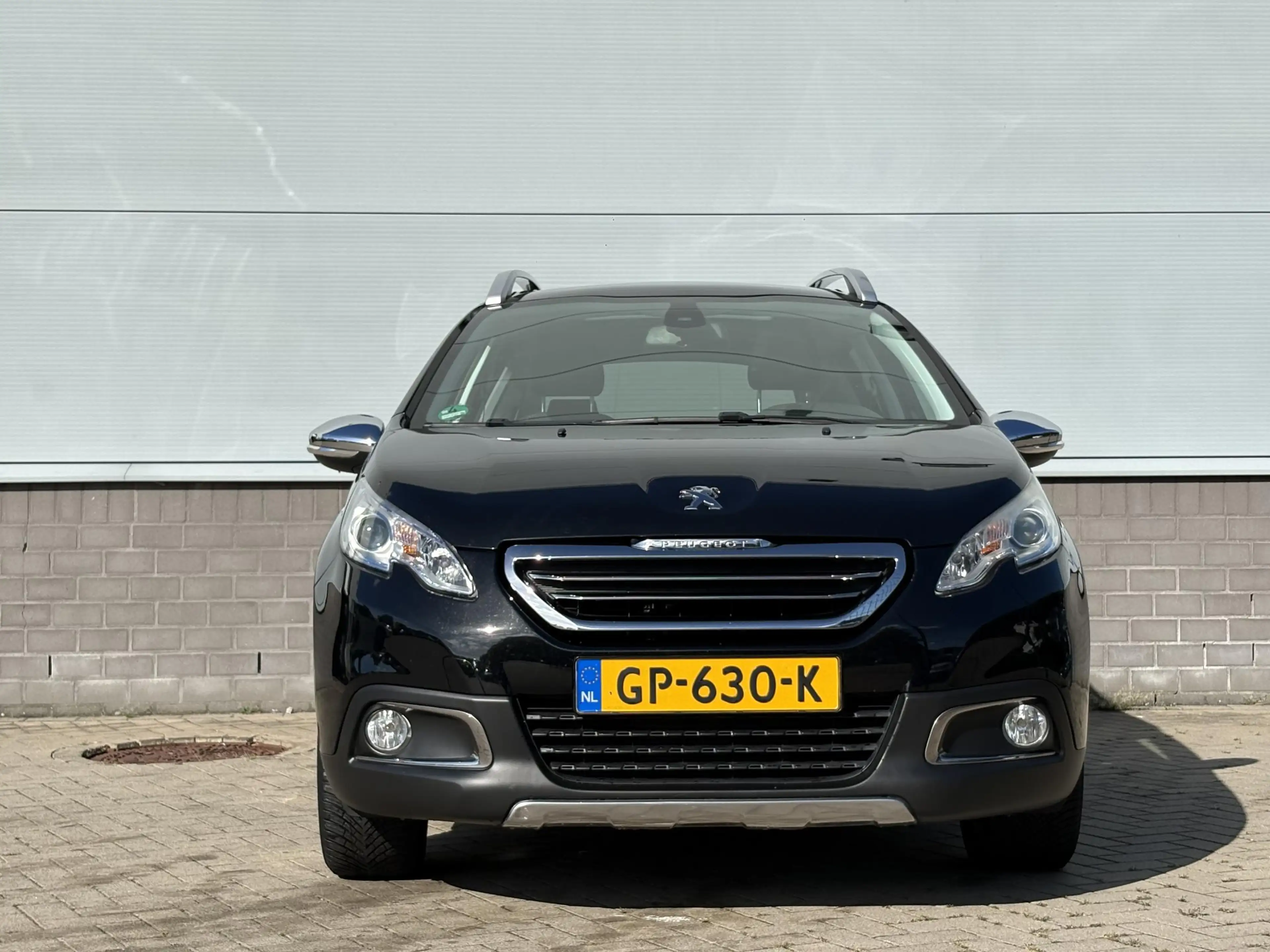 Peugeot 2008 1.2 Allure Automaat | Panorama dak | All Season ba — photo 2