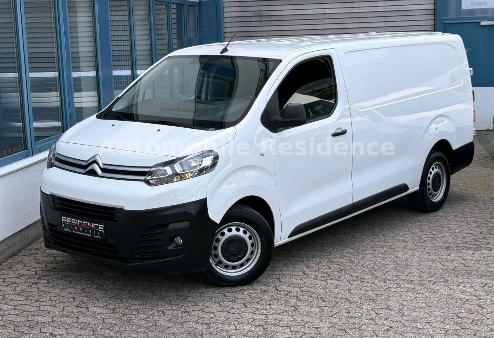 Citroen Jumpy Club 2.0HDI XL L3 LANG*NAVI*TEMP*MFL*3SITZ Weiß - 2