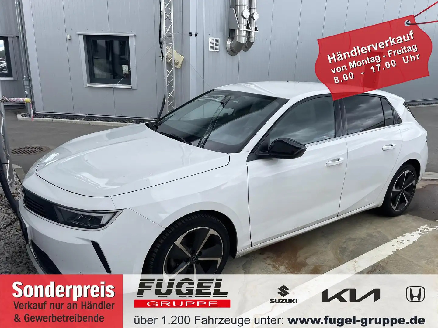 Opel Astra 1.2 Elegance LED|Navi|ACC|PDC Wit - 1