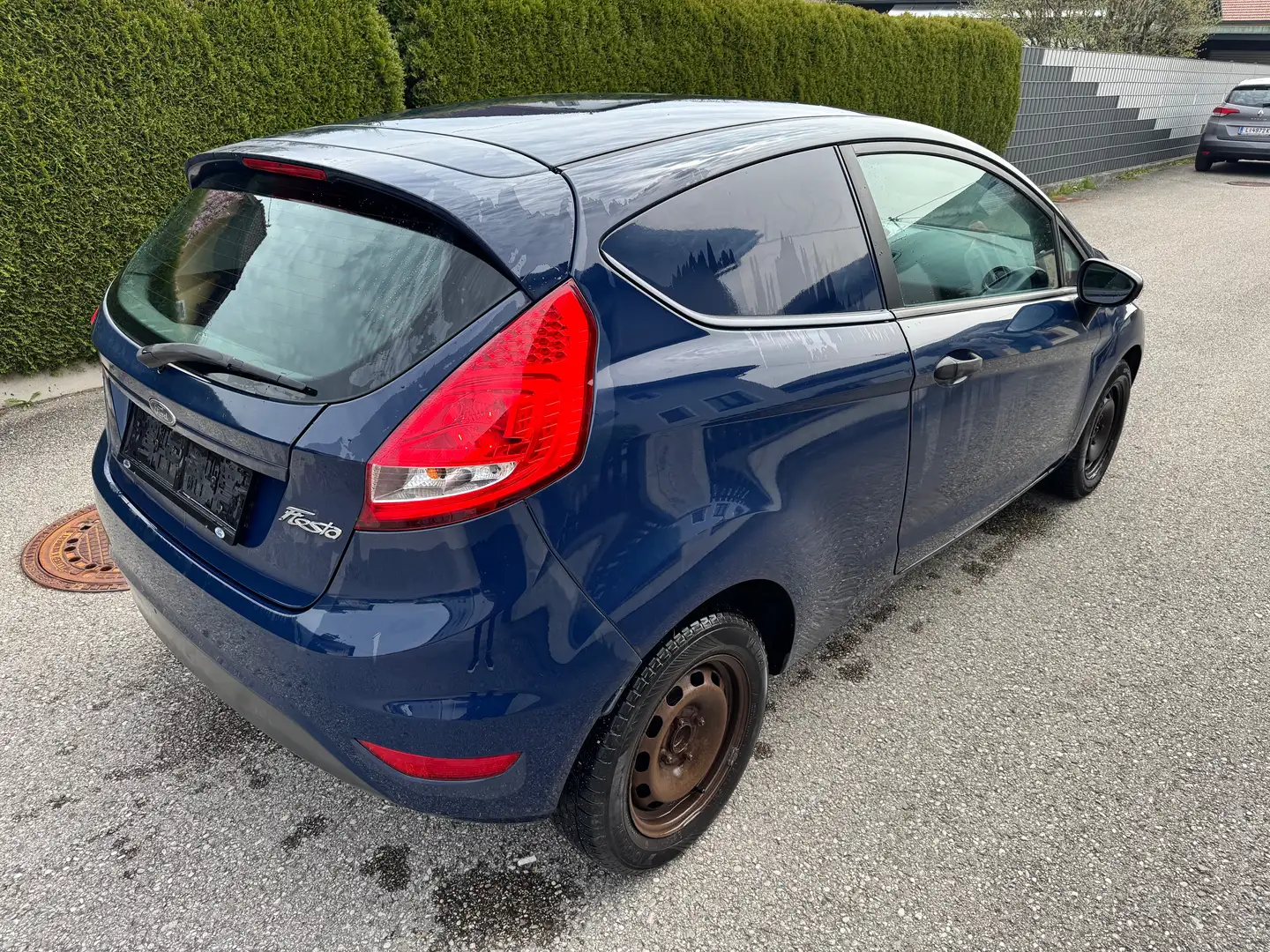 Ford Fiesta VAN Blau - 1