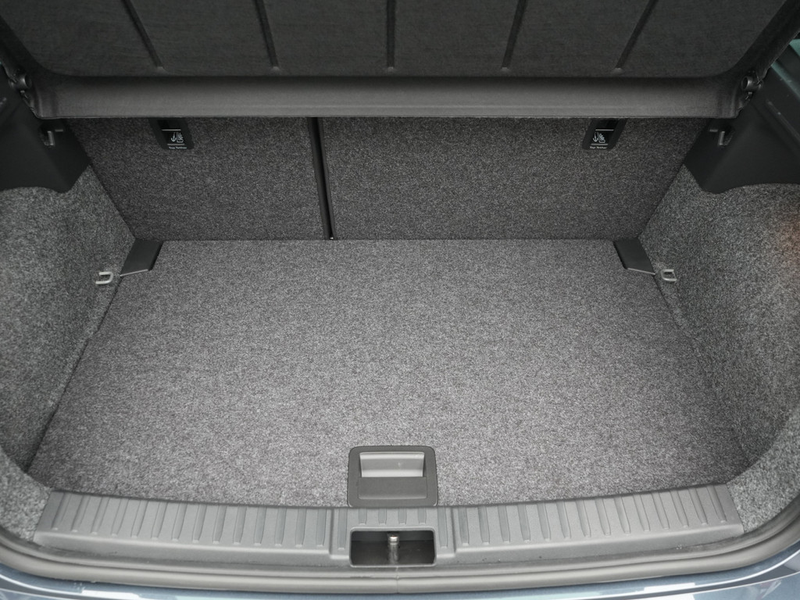 SEAT Ibiza FR Black Edition LED KAM KEYLESS ACC — photo 5