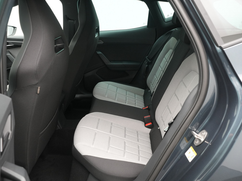 SEAT Ibiza FR Black Edition LED KAM KEYLESS ACC — photo 7