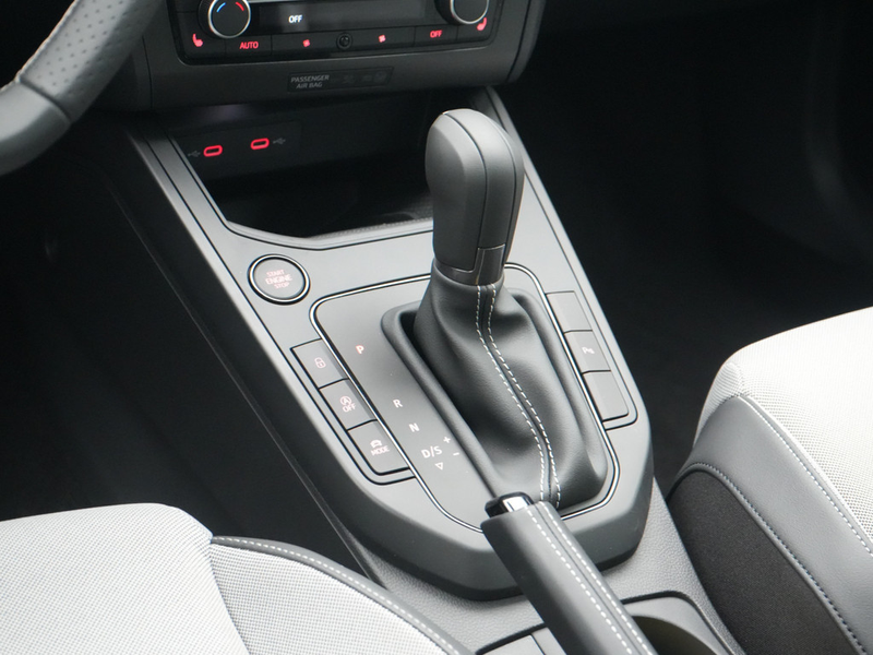 SEAT Ibiza FR Black Edition LED KAM KEYLESS ACC — photo 10