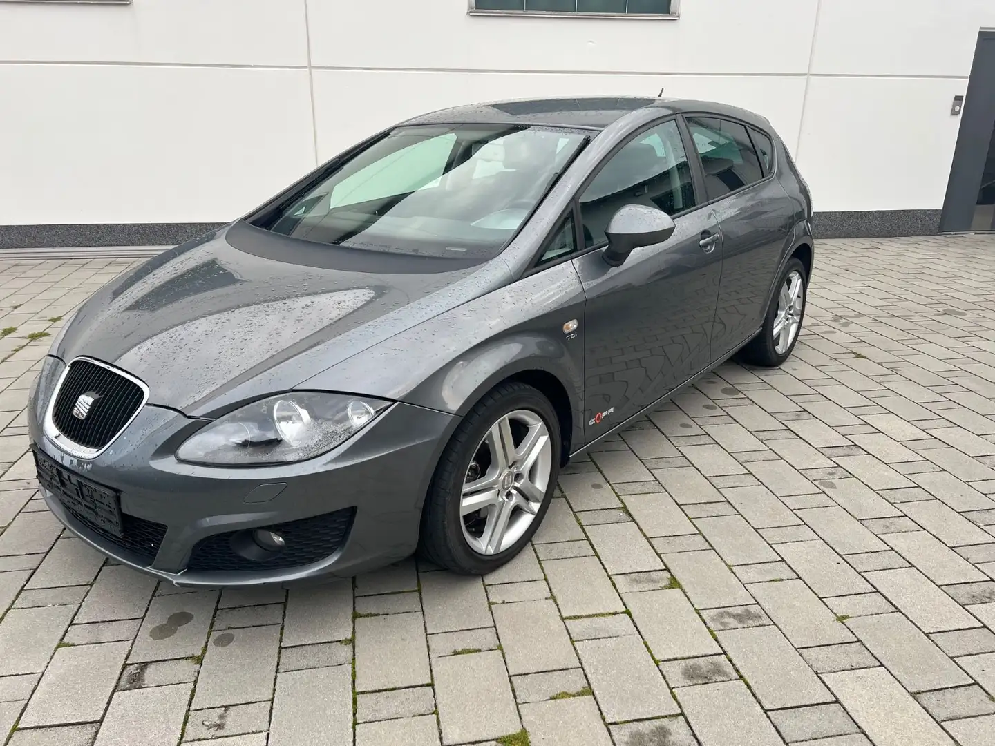 SEAT Leon Style Copa Klima SHZ Navi Alu Grau - 1