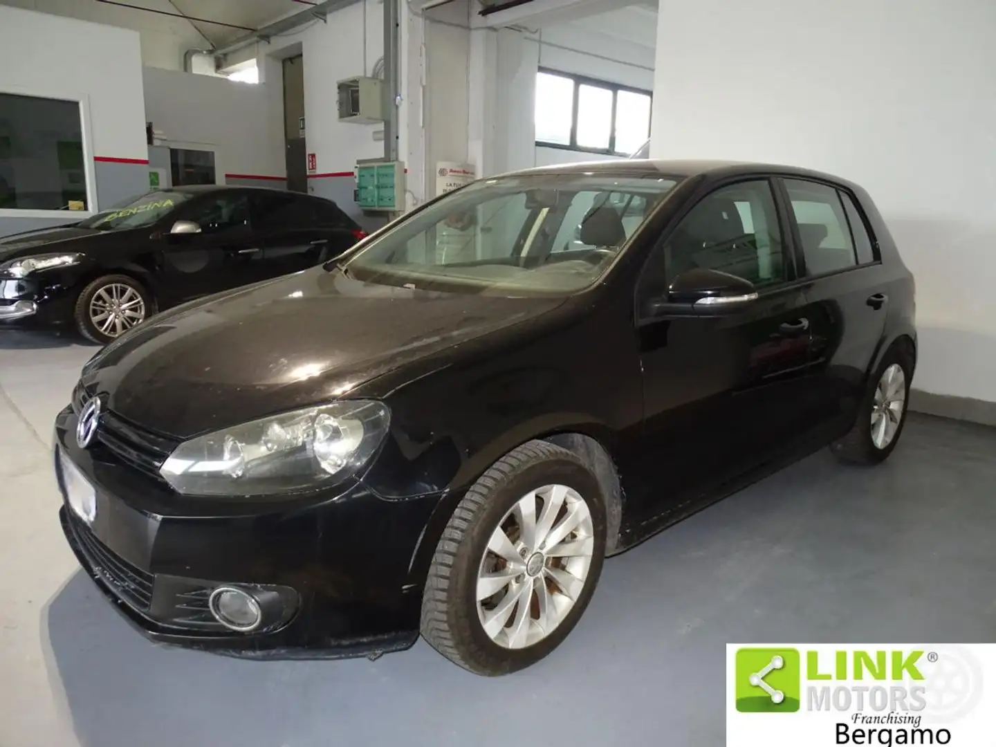 Volkswagen Golf 1.6 5p. Highline BiFuel -NEOPATENTATI Black - 2