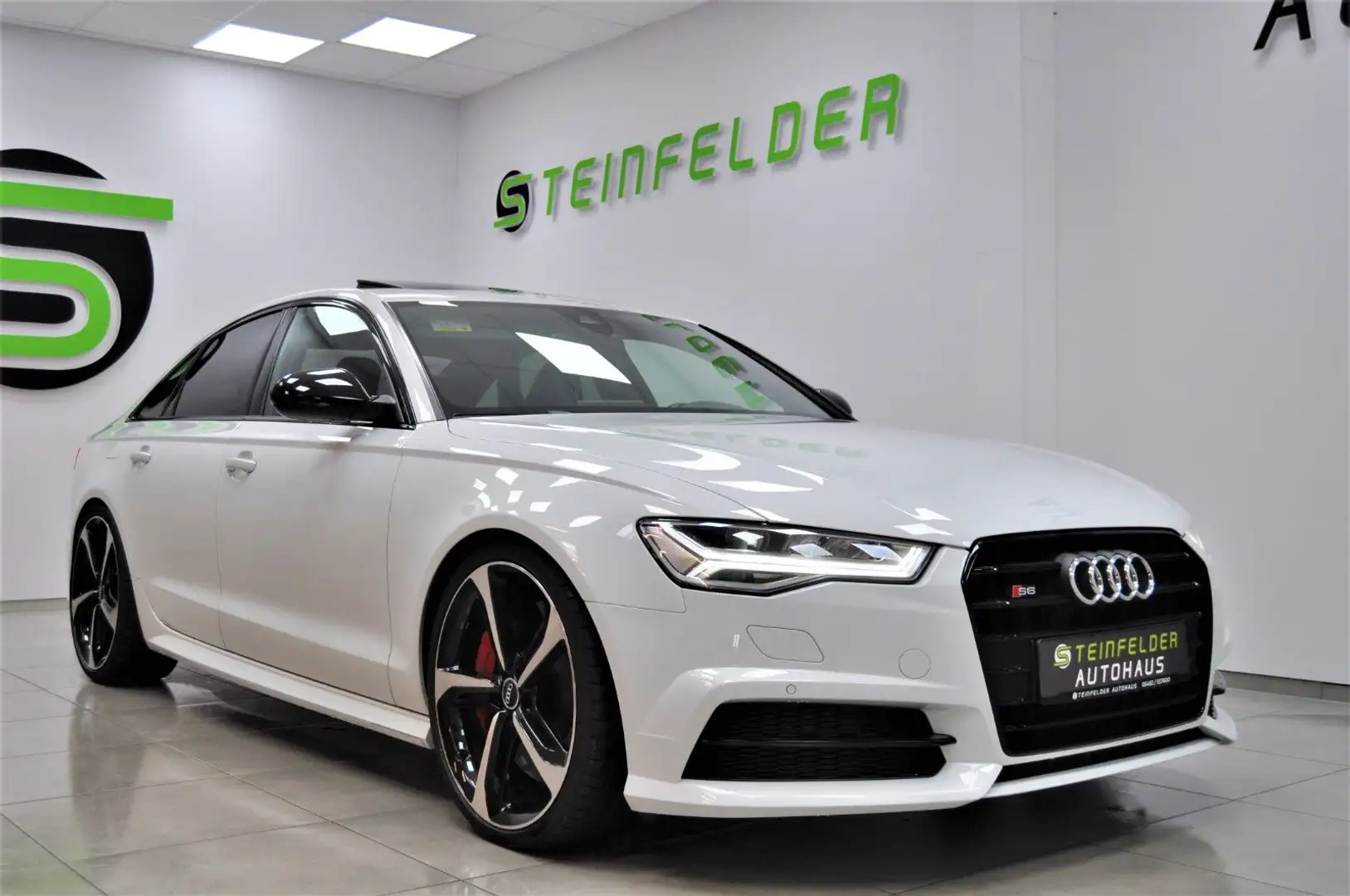 Audi S6 4.0 TFSI quattro/ KLAPPENABG. / 520 PS Білий - 1