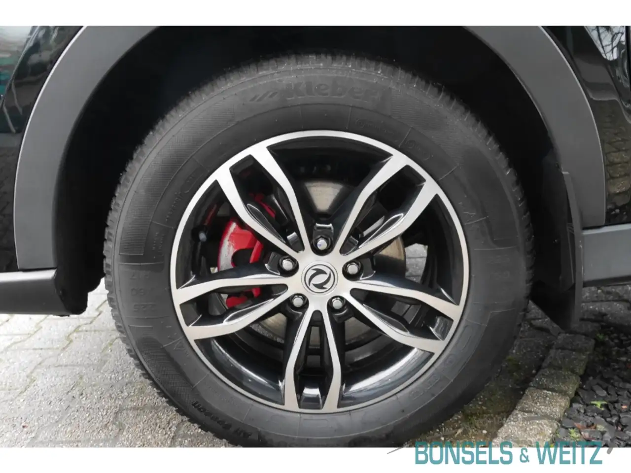 DFSK Fengon 1.5 7-SITZER CVT-AUTOMATIK 360 Kamera Klimaautomat 18