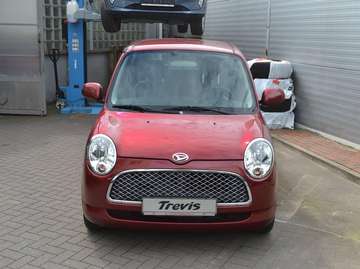 Trevis 1.0 Momo Automatik Klima Allwetter