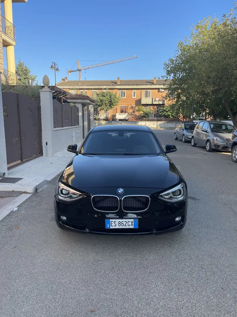BMW 116 Serie 1 116d 5p Business - 1