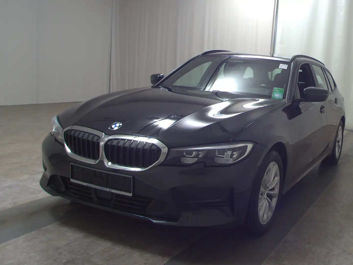 BMW 320 d Touring Advantage LED LC Pro el.Heck HiFi Schwarz - 2