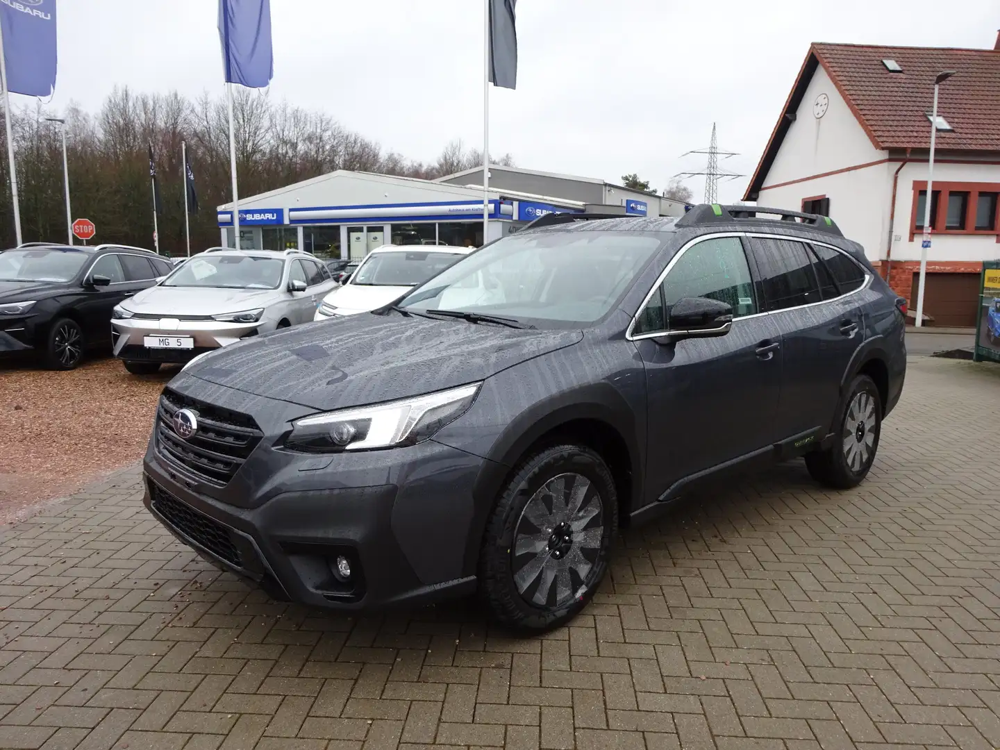 Subaru OUTBACK 2.5i Lineartronic Exclusive Cross 2024 Modell Grijs - 1