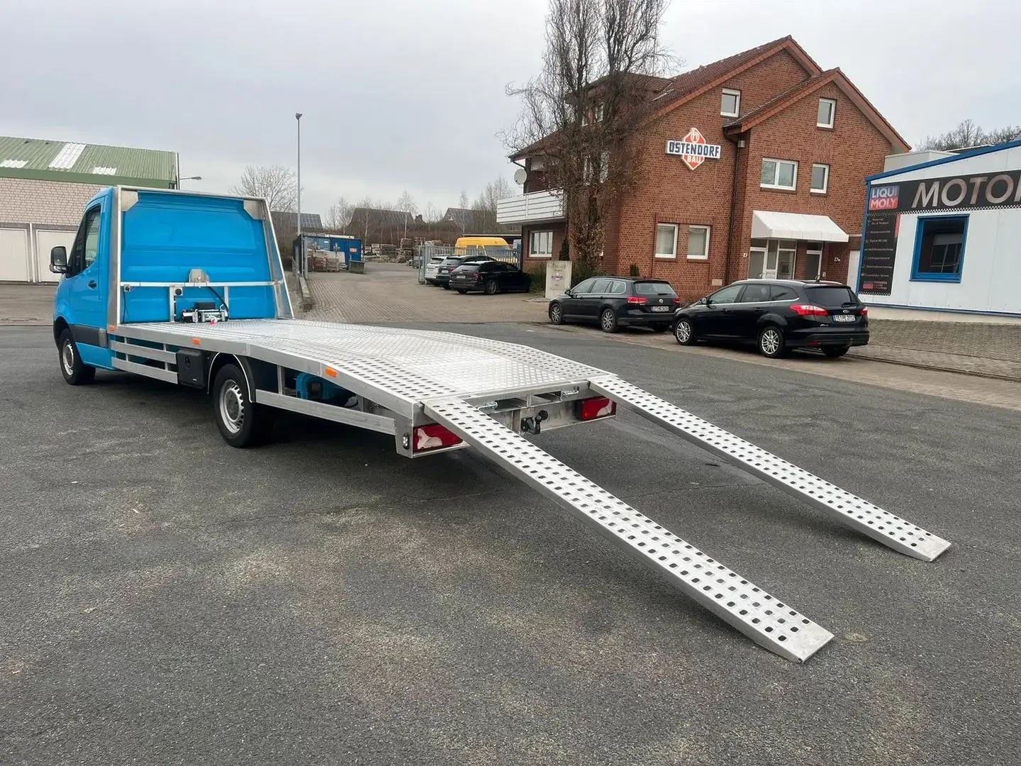 Mercedes-Benz Sprinter AUTOTRANSPORTER Azul - 1