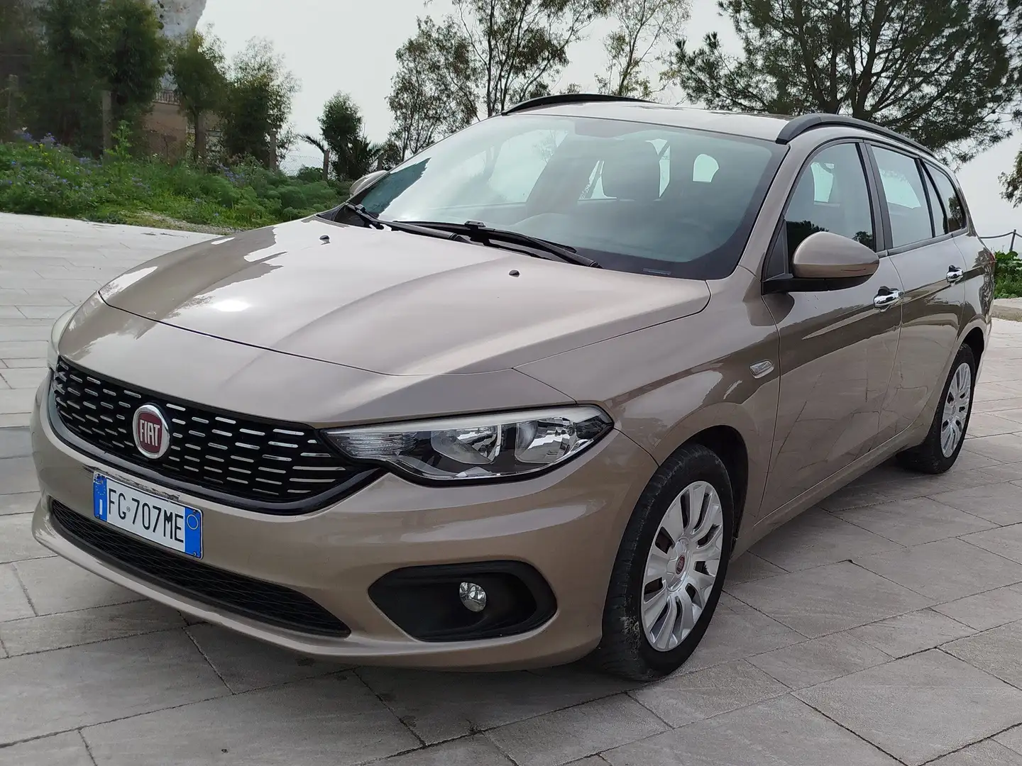 Fiat Tipo Tipo+SW+II+2016+SW+1.3+mjt+Business+s Goud - 1