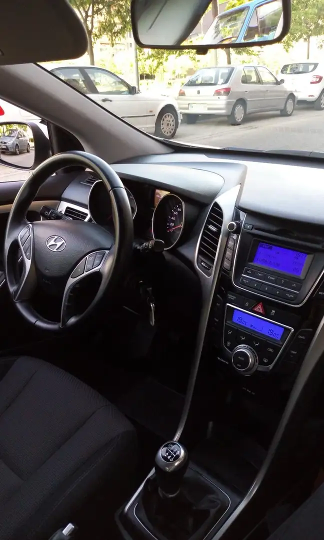 Hyundai i30 1.6CRDi GL City - 1
