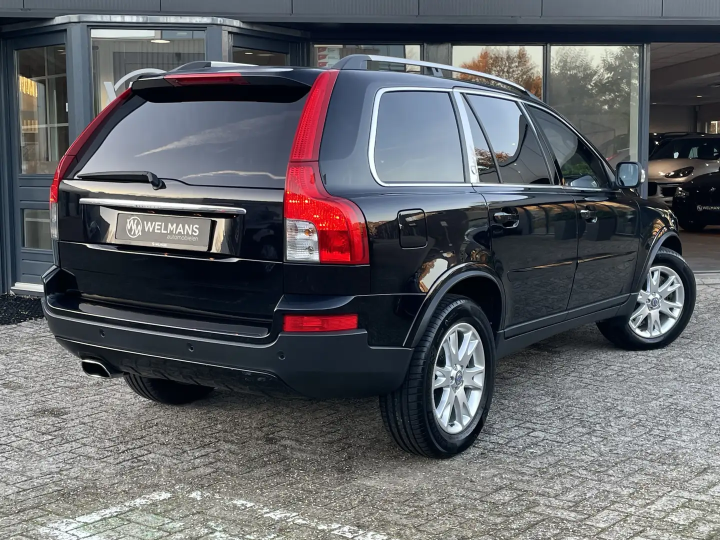 Volvo XC90 4.4 V8 Executive Youngtimer l Facelift | Navi Noir - 2