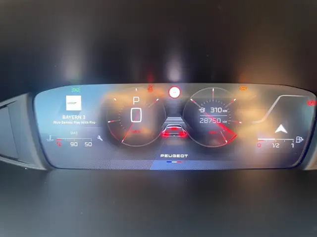 Peugeot 408 view 15