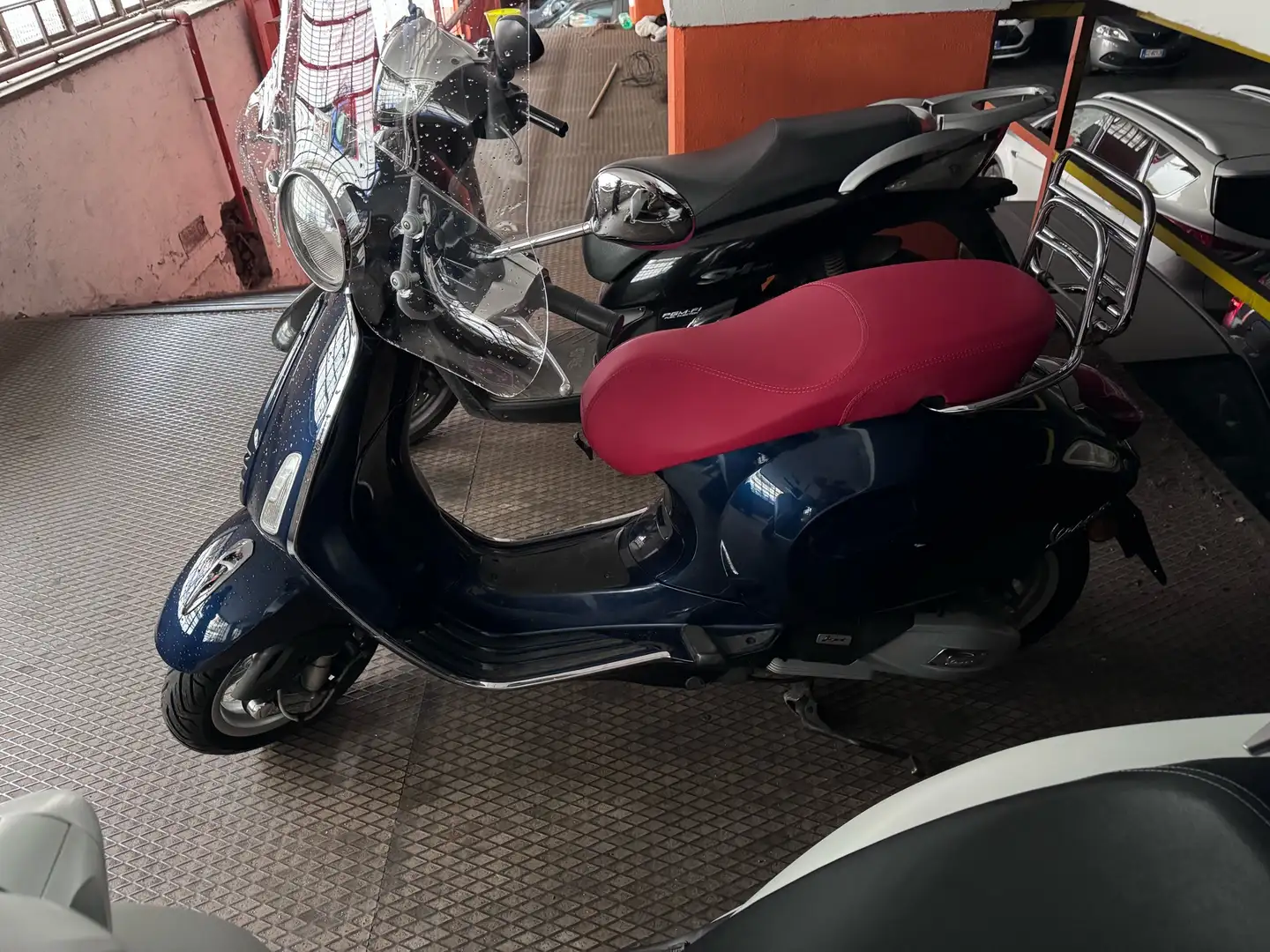 Piaggio Primavera 3v Blauw - 1