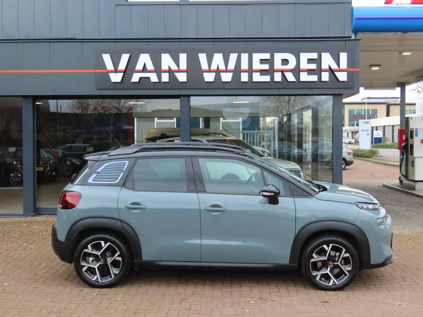Citroen C3 Aircross 1.2 PureTech Shine Pack Business Trekhaak HUD Stoe Grijs - 2