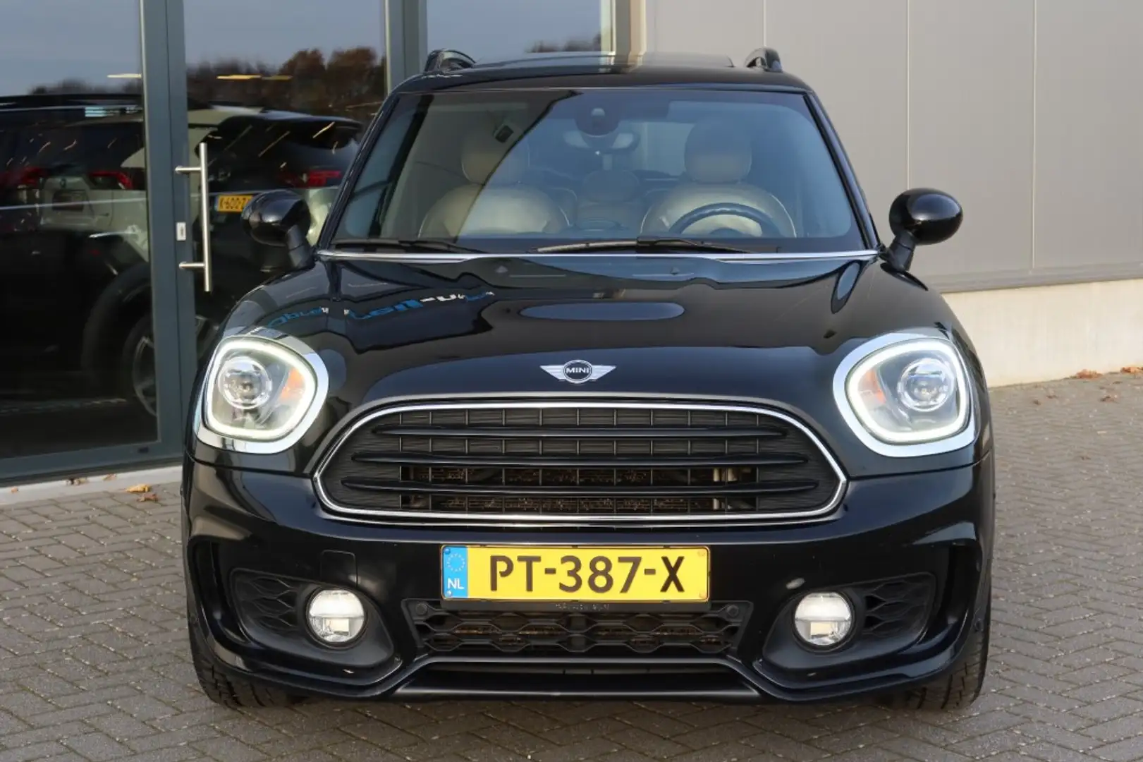 MINI 1.5 Cooper Chili John Cooper Works Clima, NAVI, Le Schwarz - 2