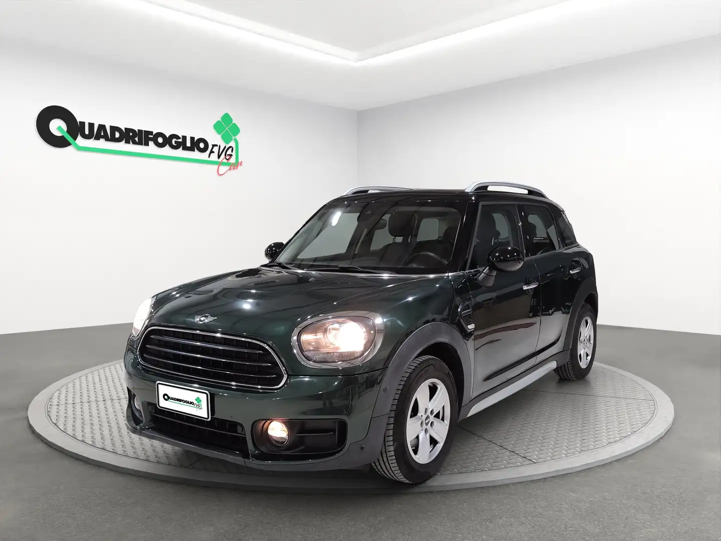 MINI Cooper D Countryman Mini Countryman F60 2.0 Business auto Grigio - 1