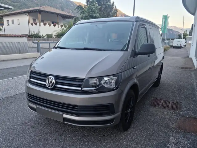 Volkswagen T6 California Coast