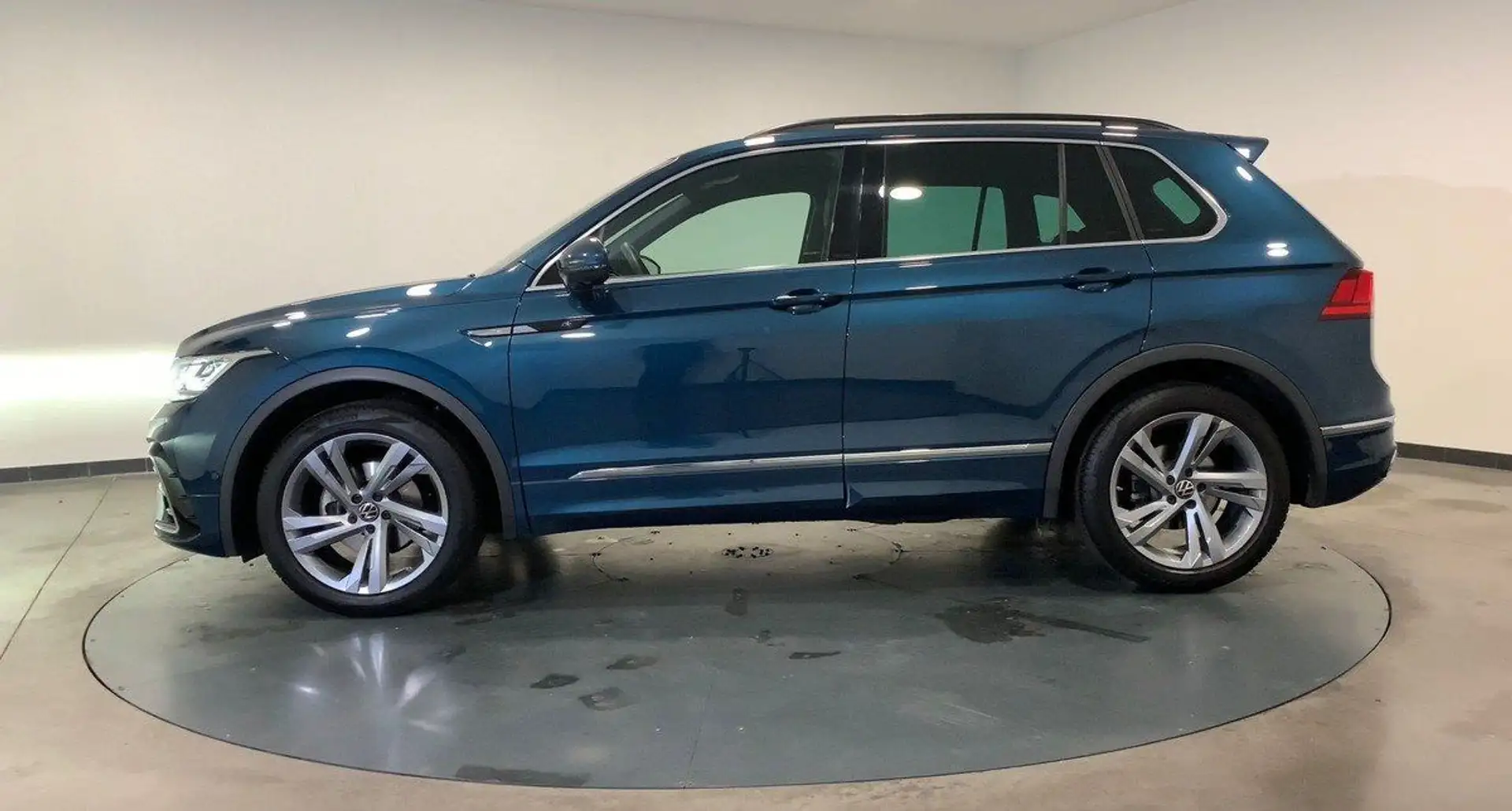Volkswagen Tiguan 1.5 tsi 150ch r-line dsg7 Blauw - 2