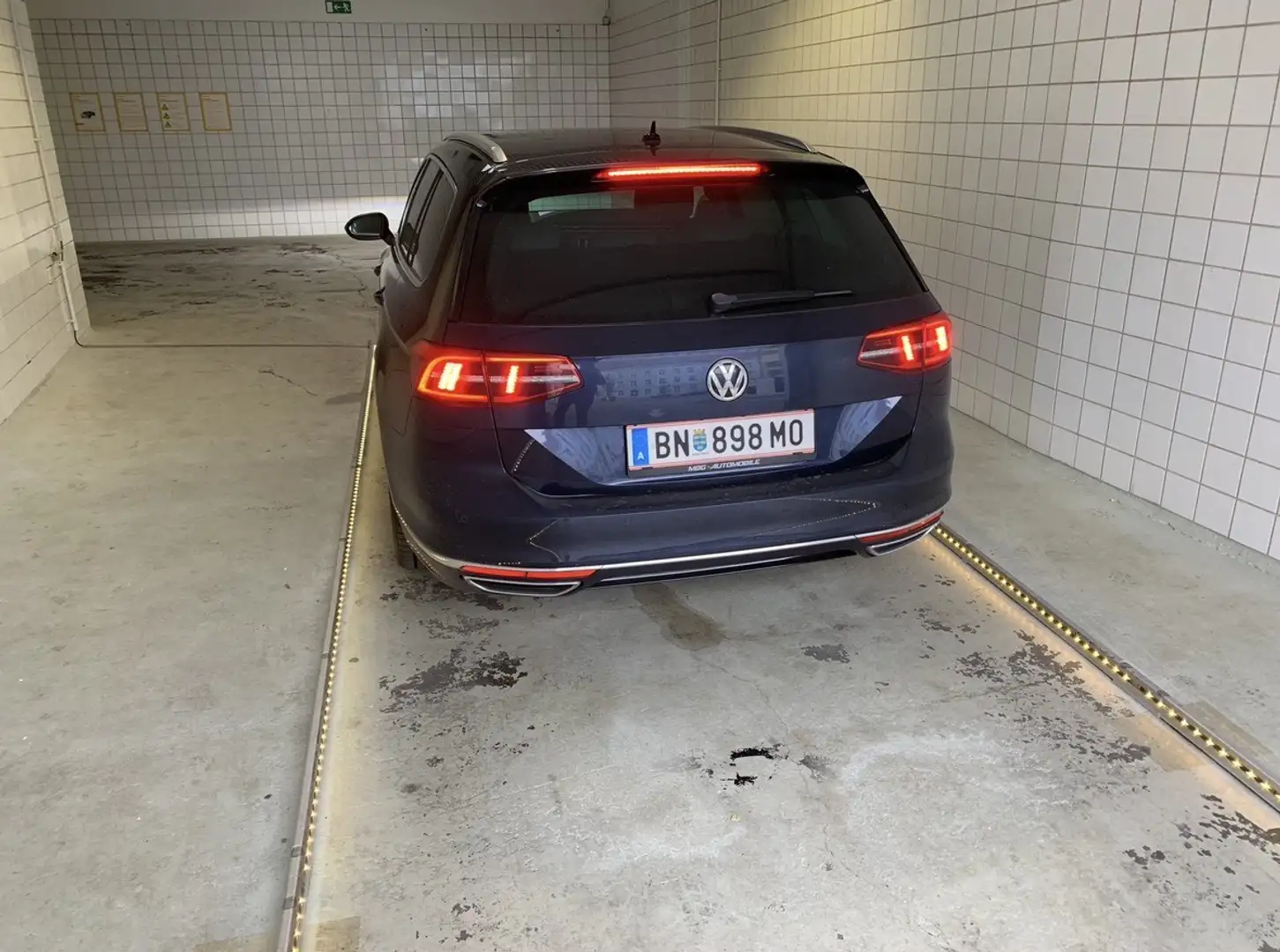 Volkswagen Passat Variant Highline 2,0 TDI SCR DSG - 2