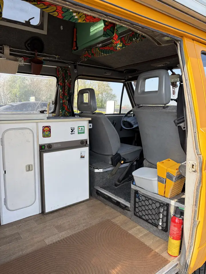 Volkswagen T3 2.0 GTI benzine camper uit 1984, foto 8
