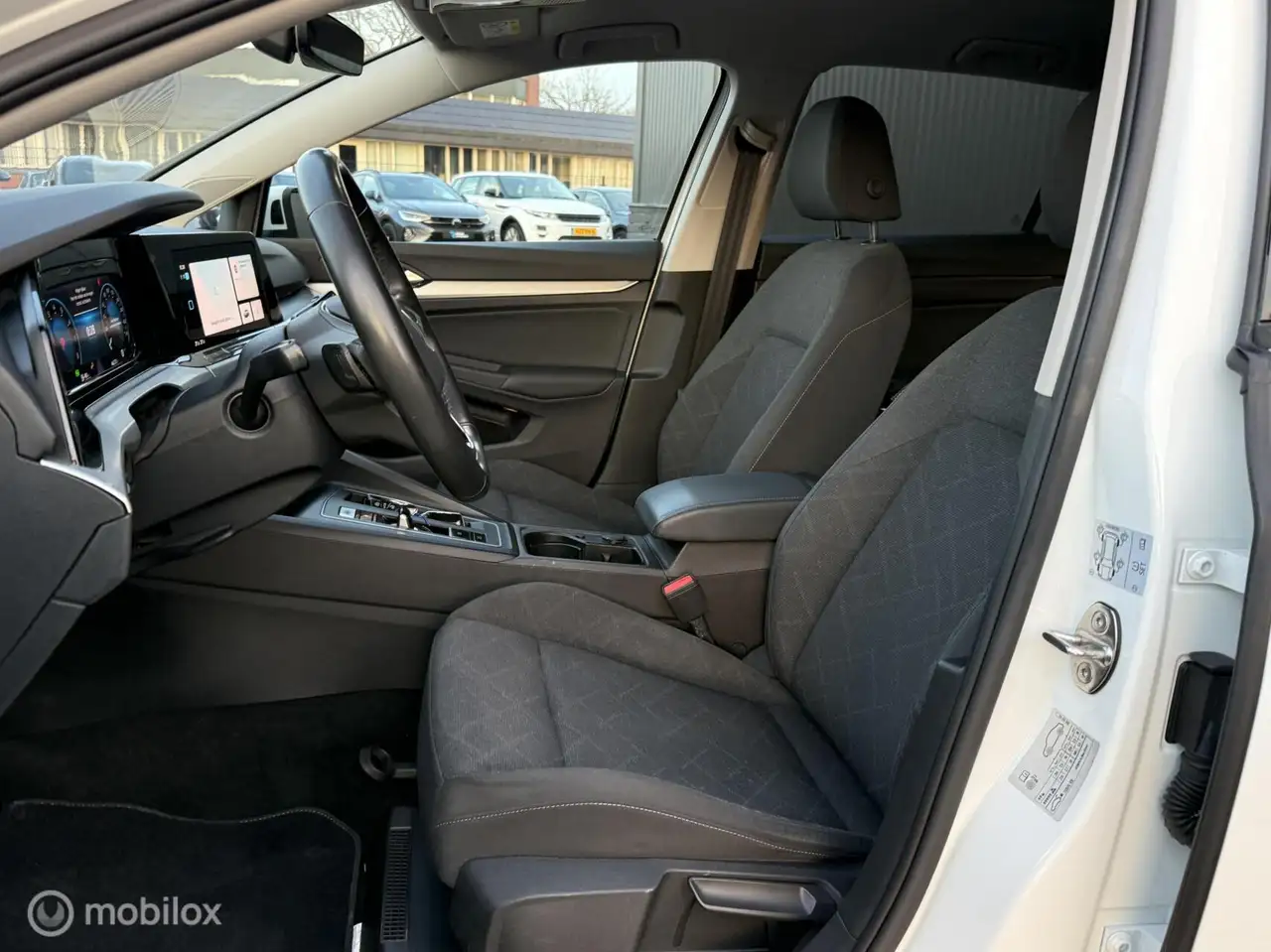 Volkswagen Golf 1.0 eTSI Life Business BTW | AUTOMAAT | 4