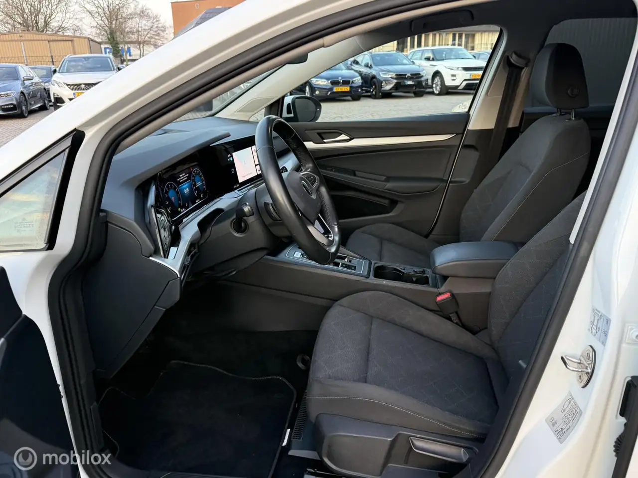 Volkswagen Golf 1.0 eTSI Life Business BTW | AUTOMAAT | 10