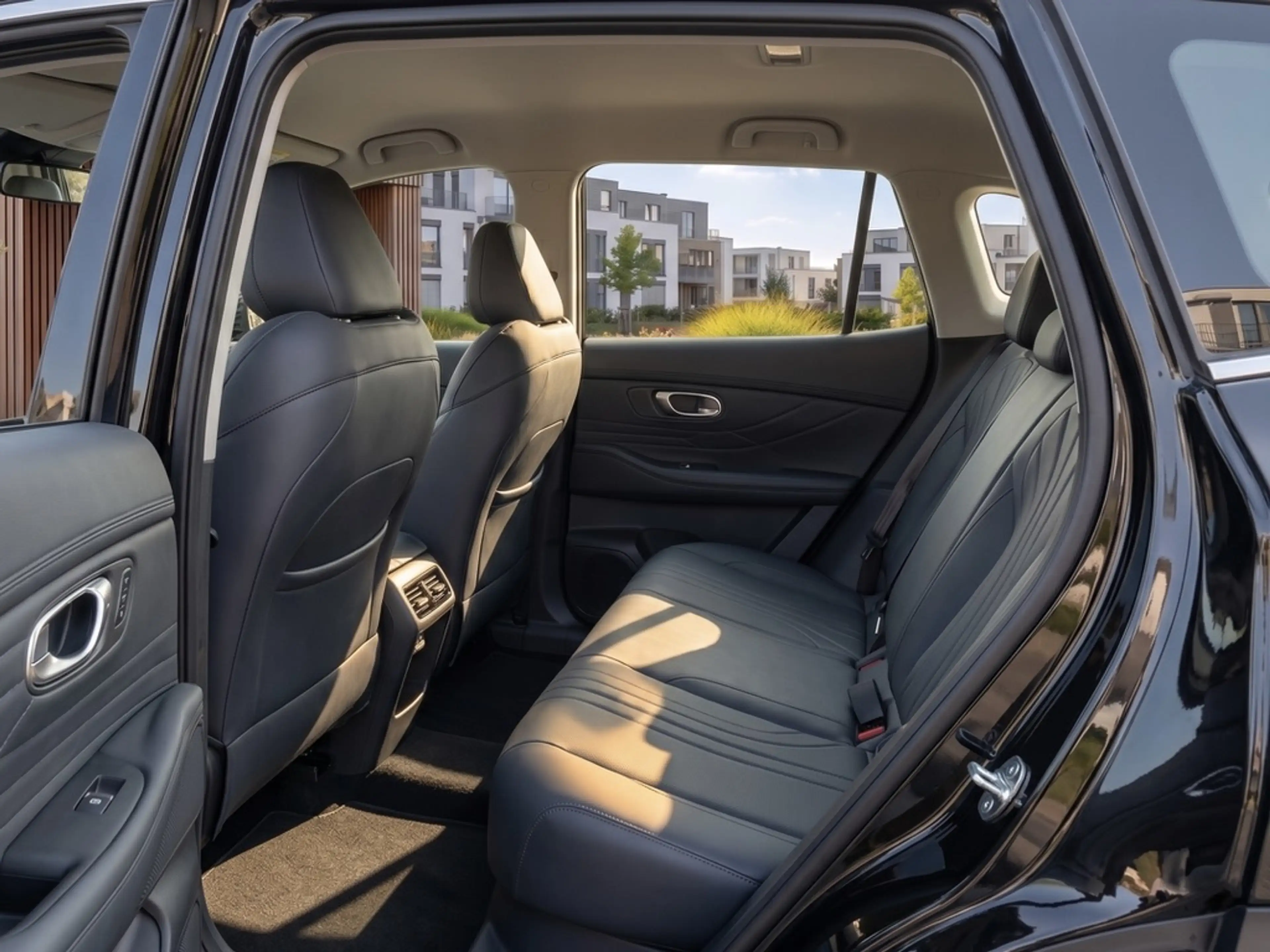 Geely Starray EM-i NEUF - Finition MAX+ / Volcanic Grey / Bleu Glacier - Intérieur Brun Ambre — photo 13